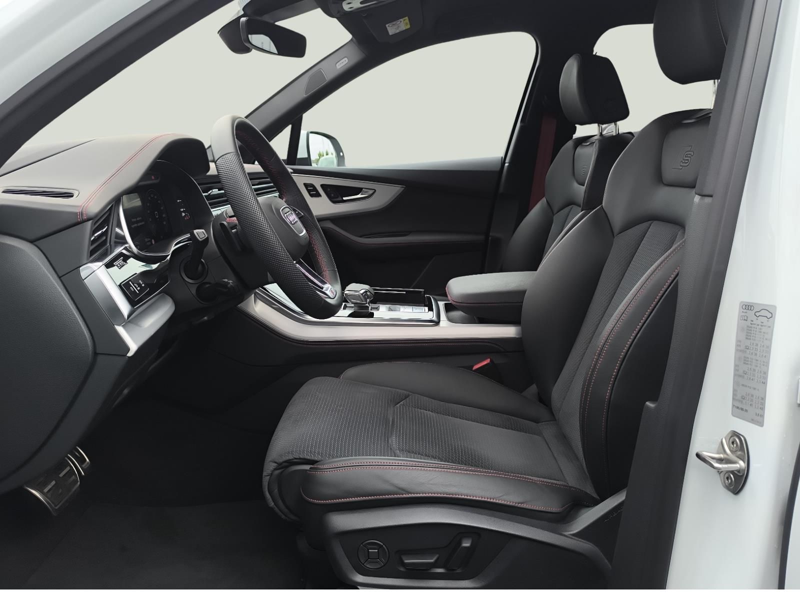 Audi Q7, 3.0TDi 210kW S-line - fotka 6