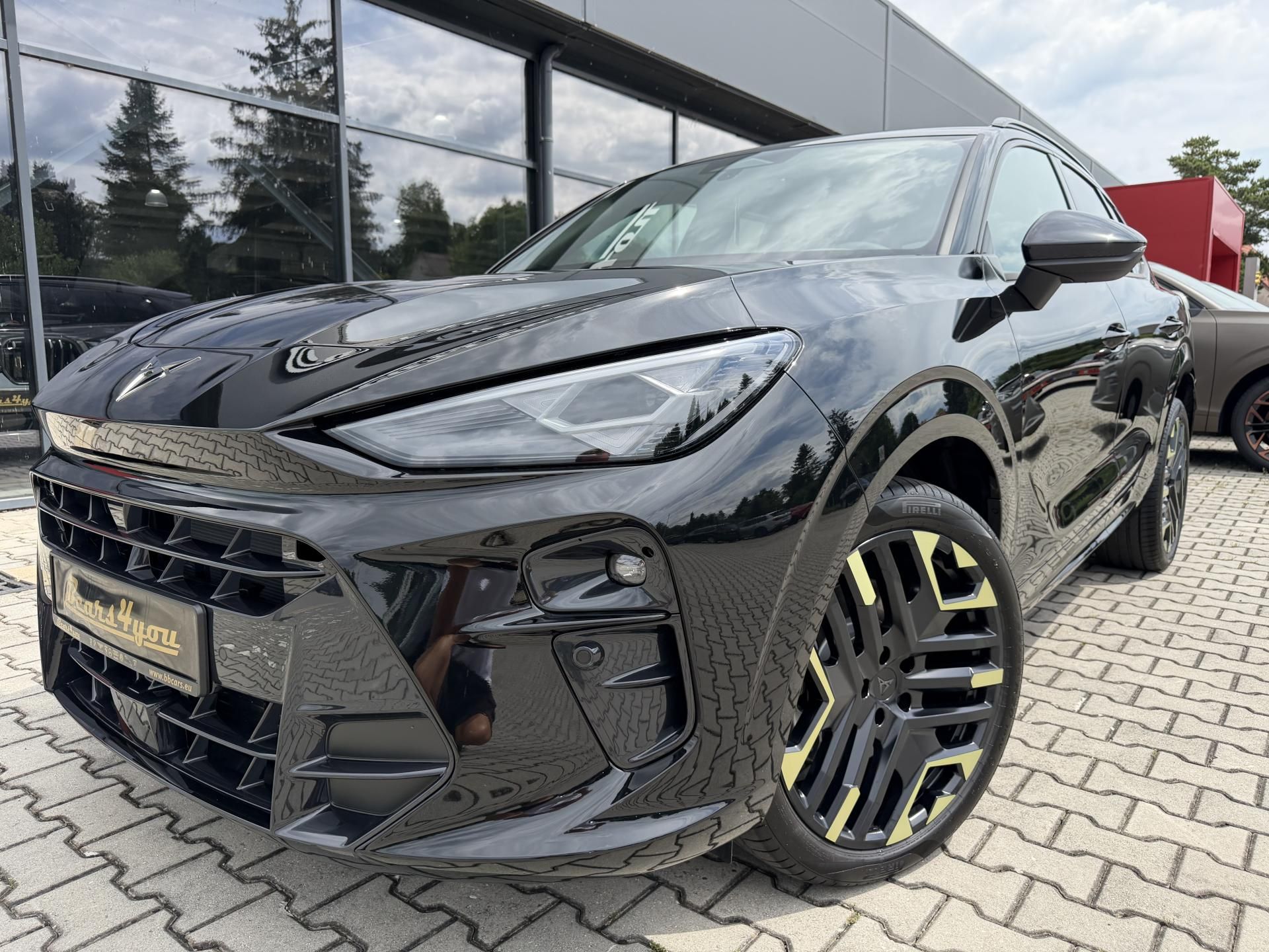 Cupra Terramar, 2.0TSI 150kW 4WD TRIBE TZ R20!