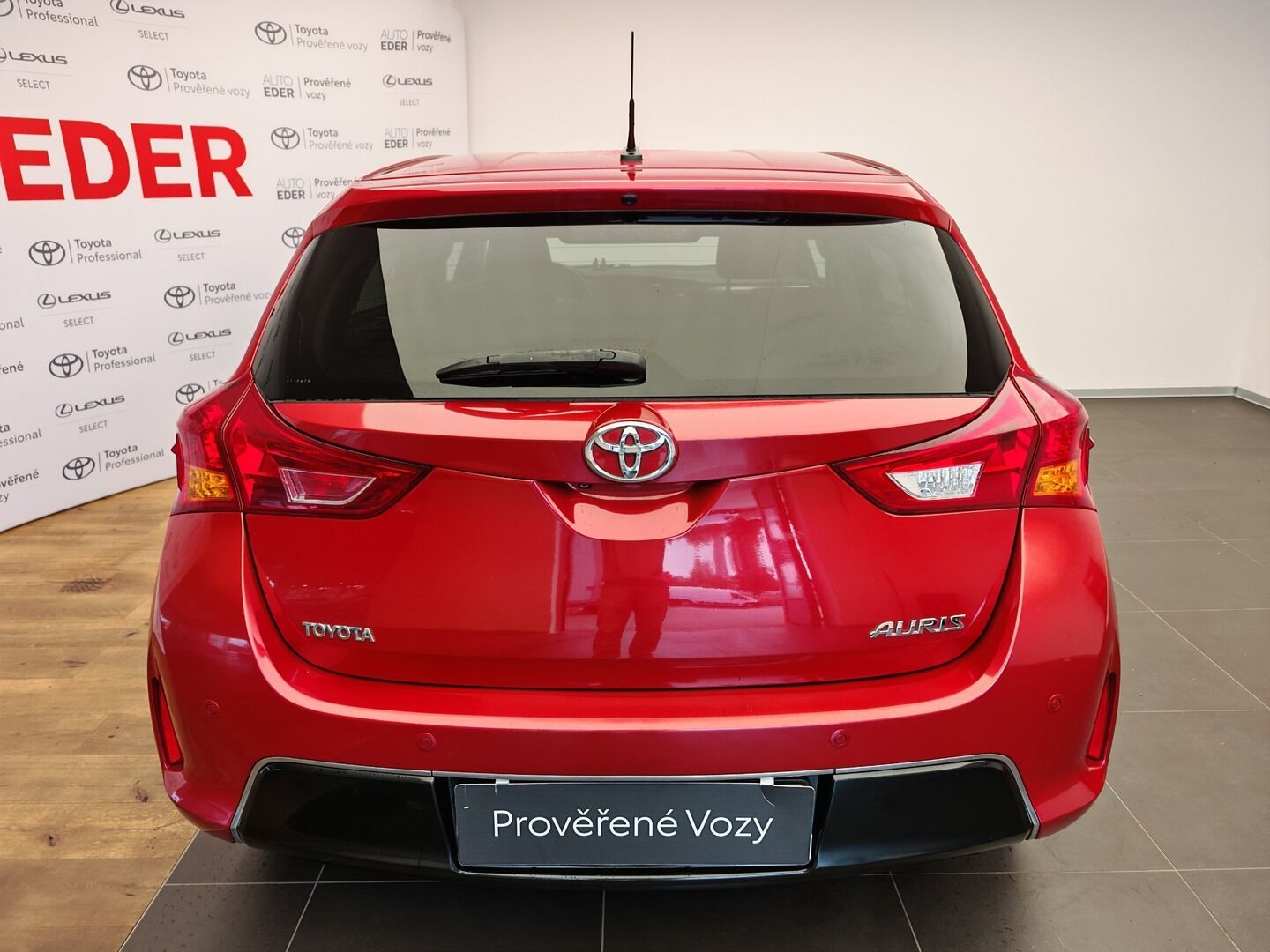 Toyota Auris, 1.3 Dual VVT-i Active - fotka 5