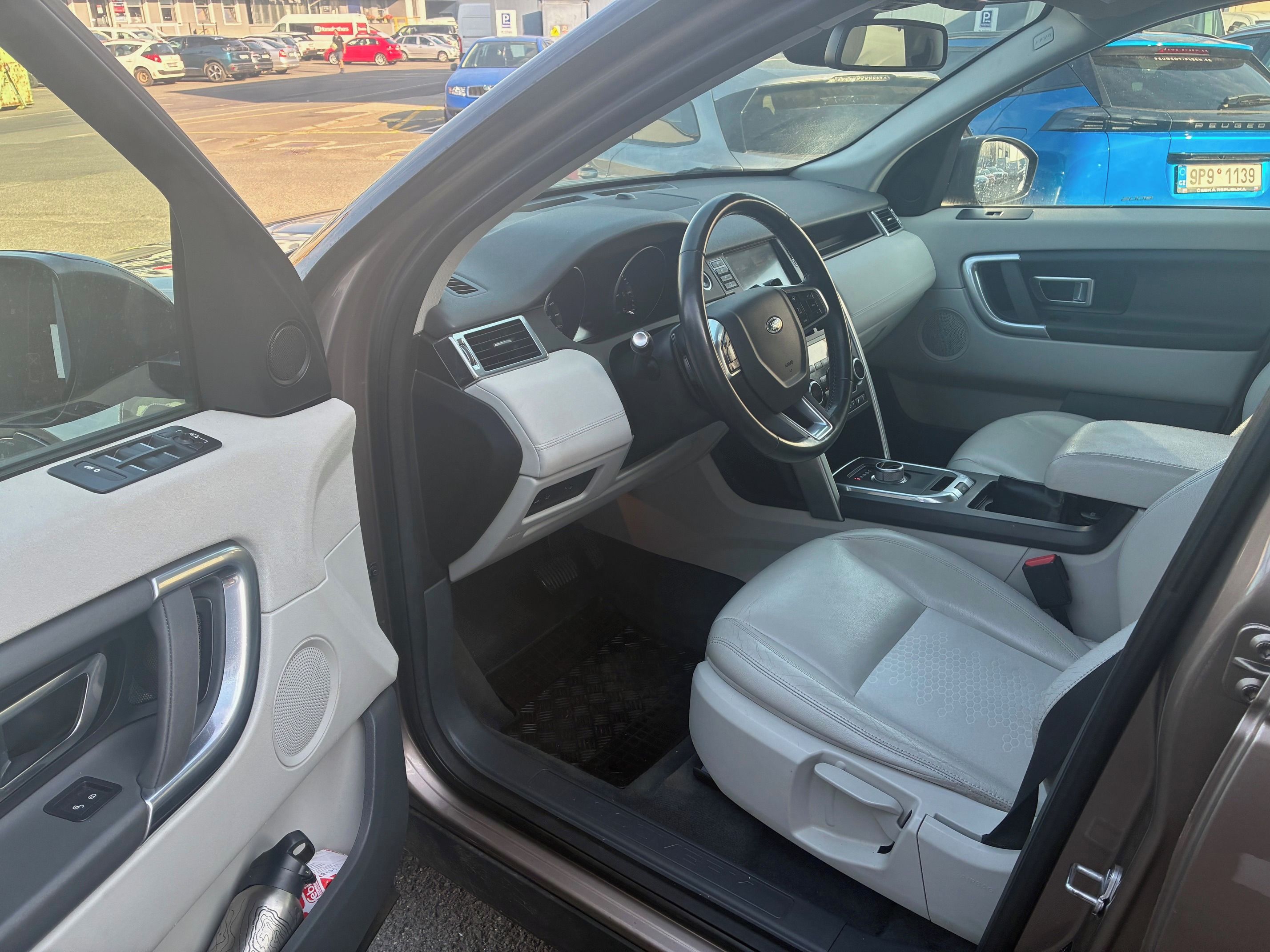 Land Rover Discovery, 2,0 TD4 SPORT110kw 4x4 AUT - fotka 5