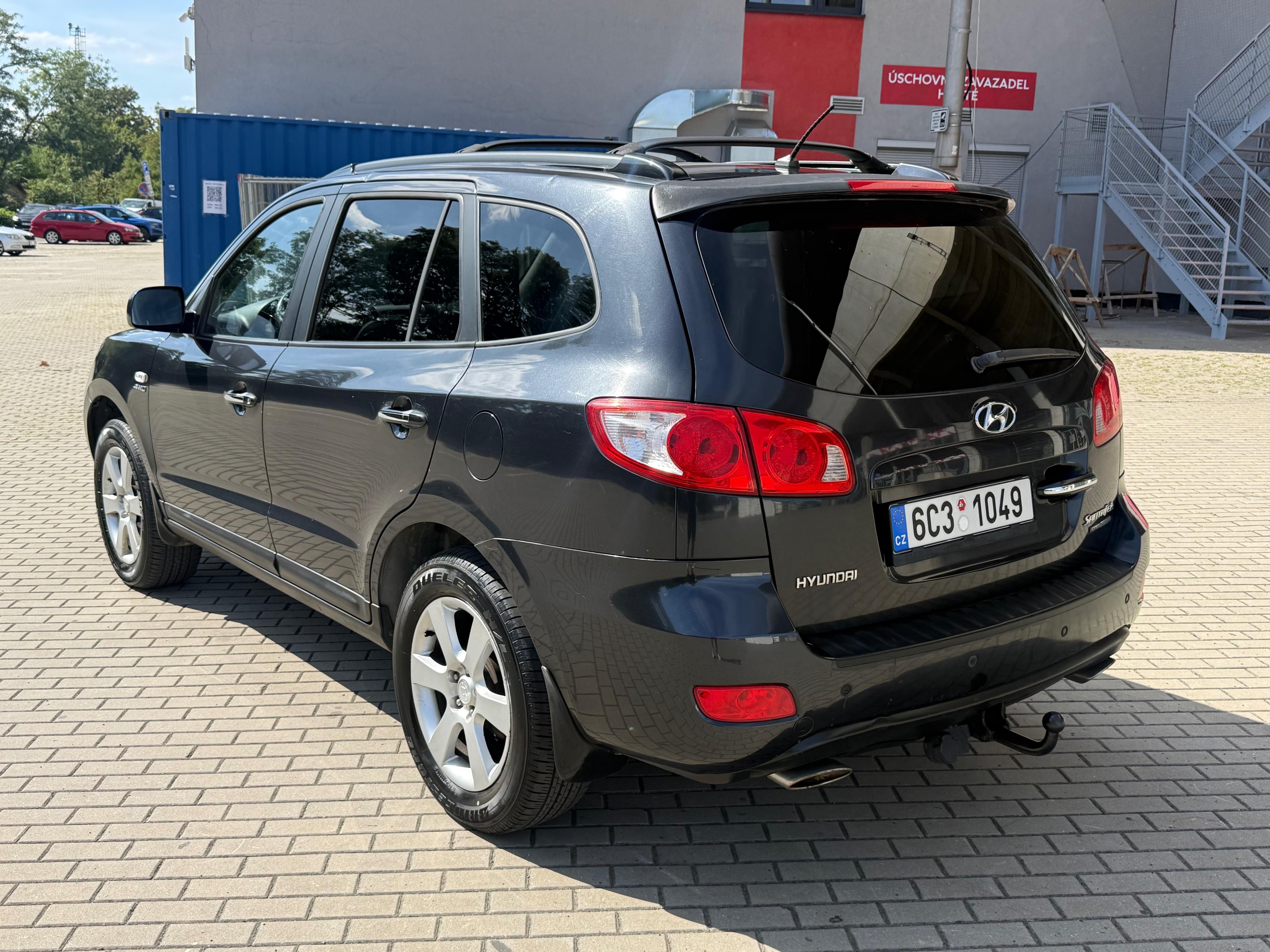 Hyundai Santa Fe, 2.2CRDi, 114kw 4x4 Aut. Tažné - fotka 3