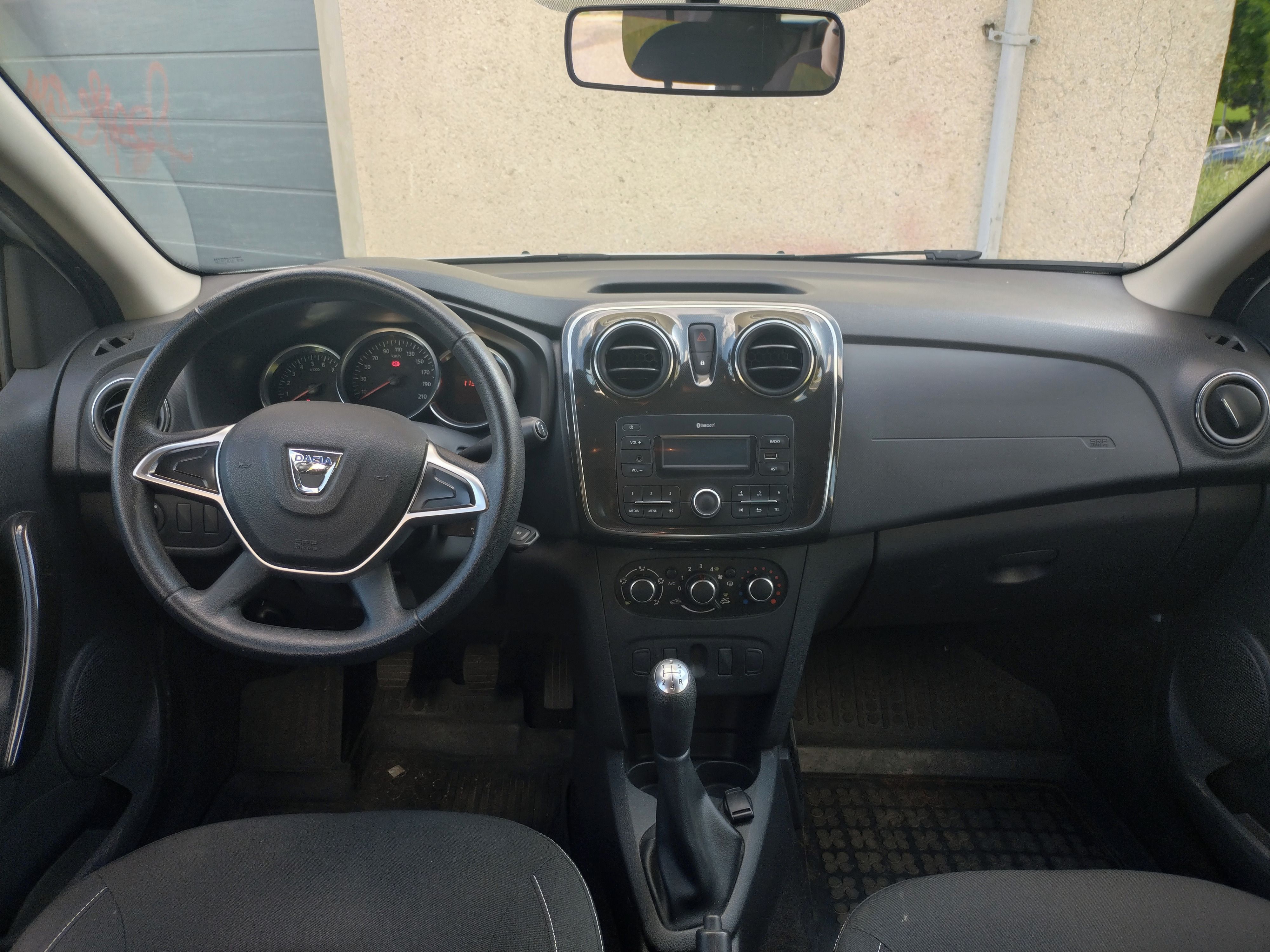 Dacia Logan - fotka 6