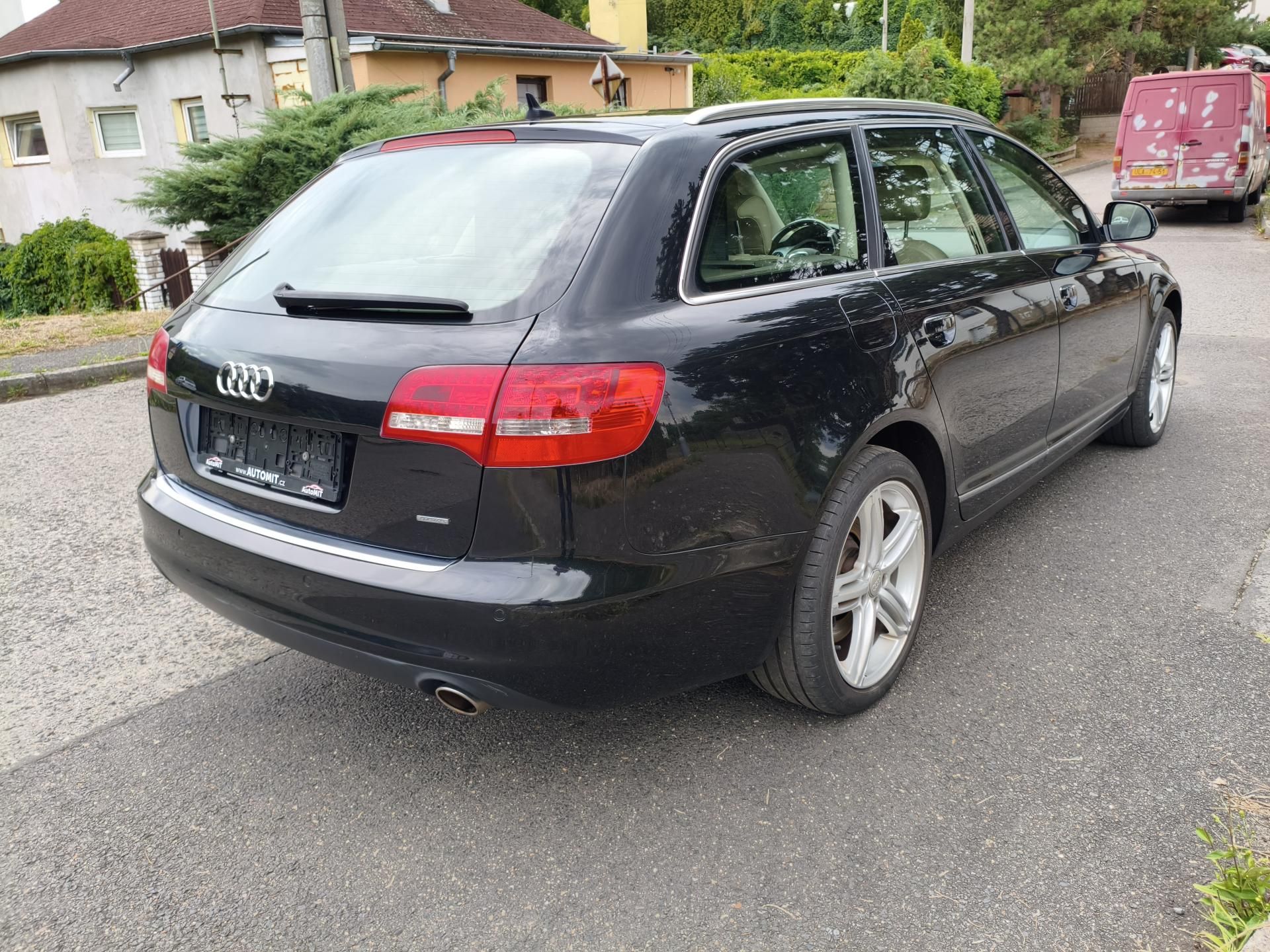 Audi A6 Avant, 3,0 TDI Quattro 176Kw - fotka 6