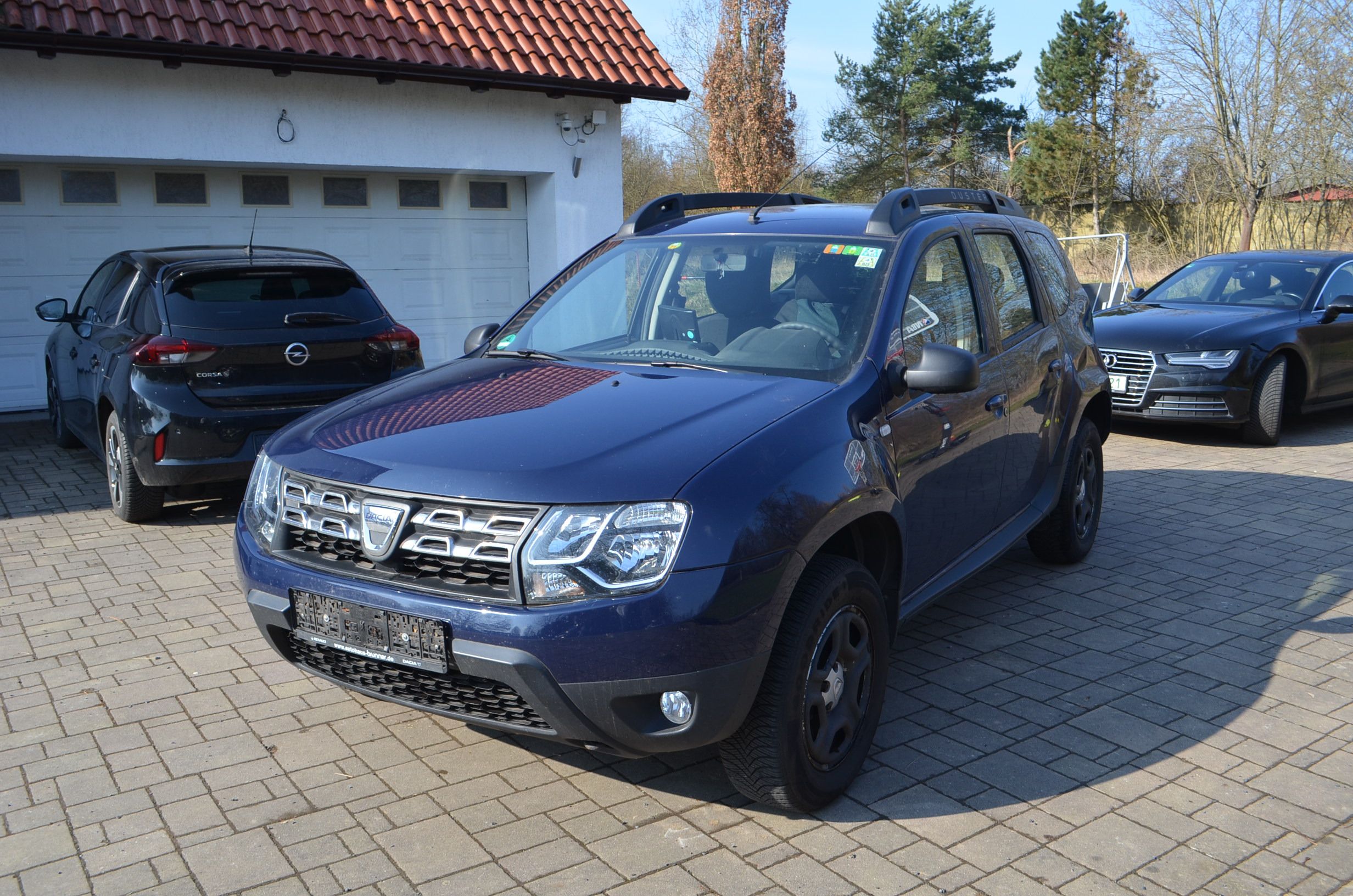 Dacia Duster, 1.6SCE*BENZIN*JEN 56.000KM!!** - fotka 2