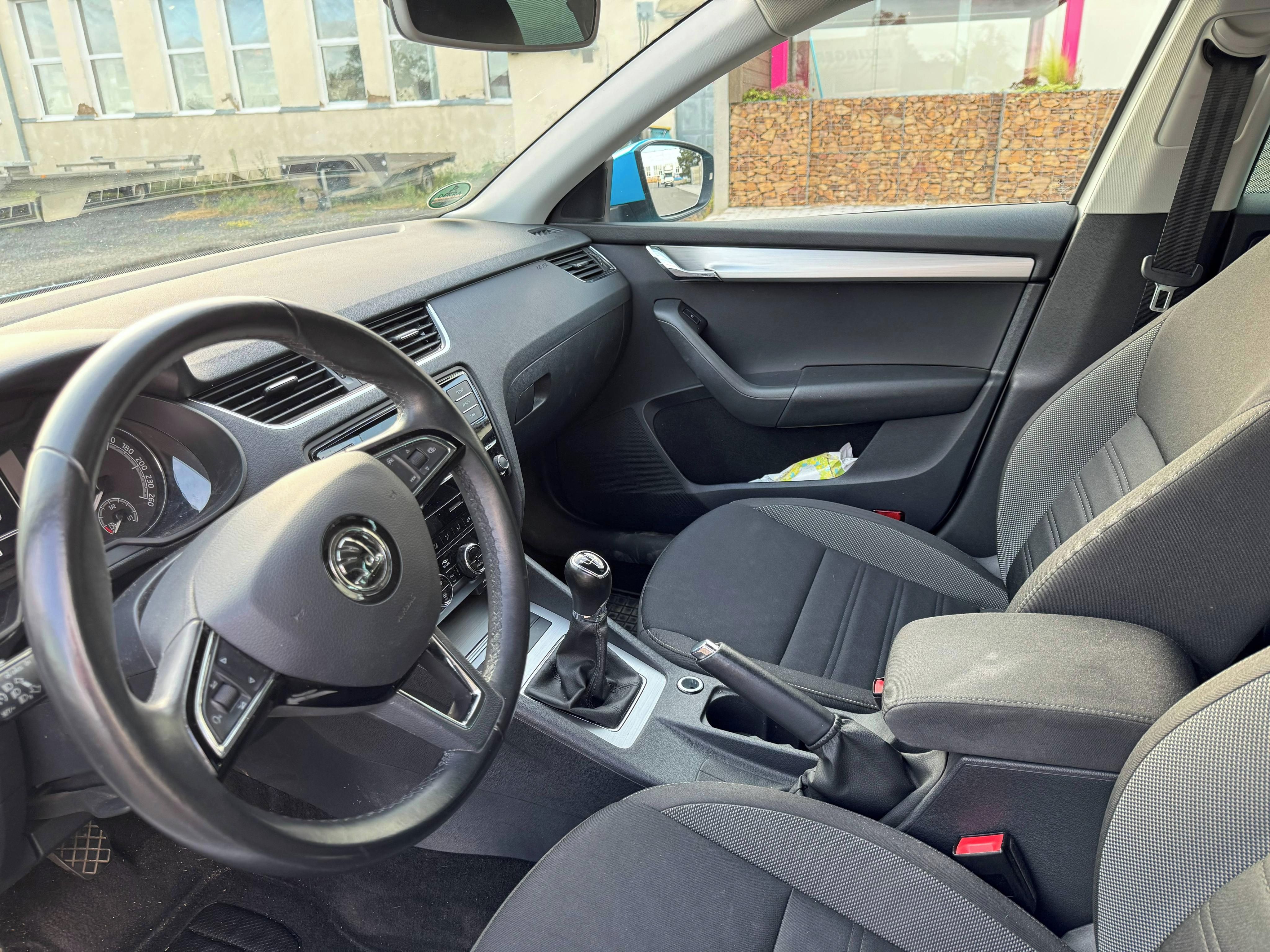 Škoda Octavia, 1.6 TDI, ČR, ROZVODY, 5359 - fotka 5