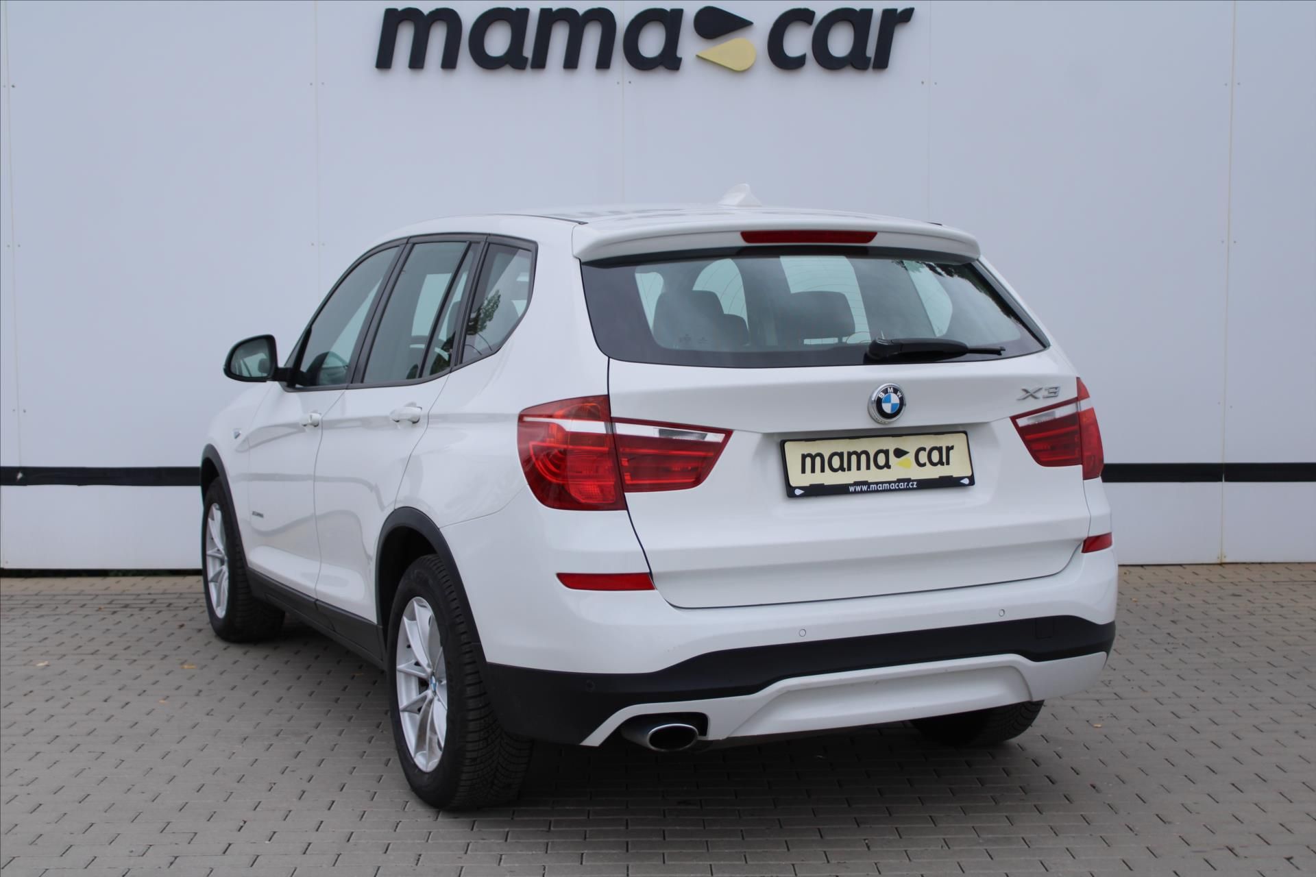BMW X3, xDRIVE 20D 140kW M PAKET ČR - fotka 5