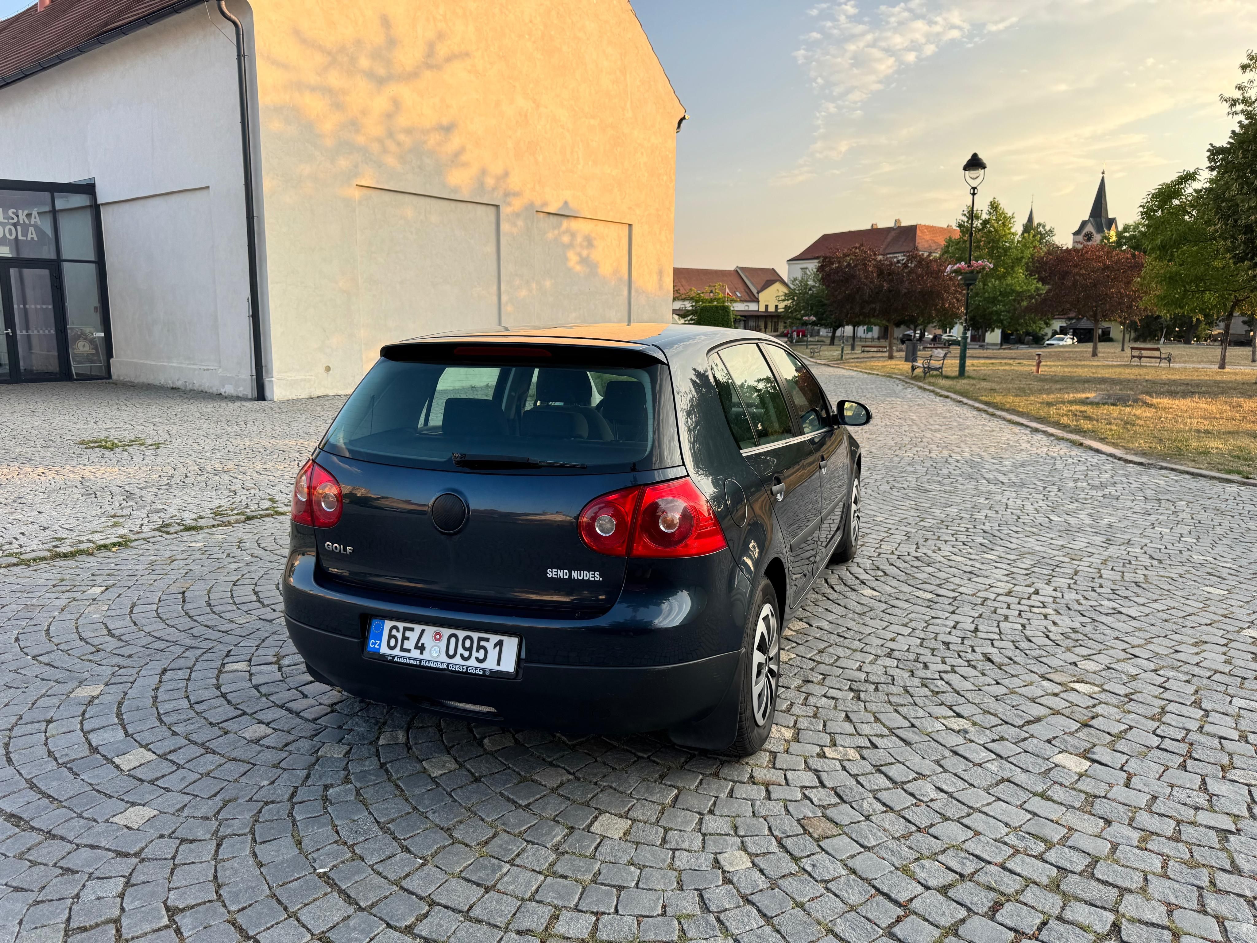 Volkswagen Golf, Golf 5 1.6FSI-85Kw,Nová Stk - fotka 6