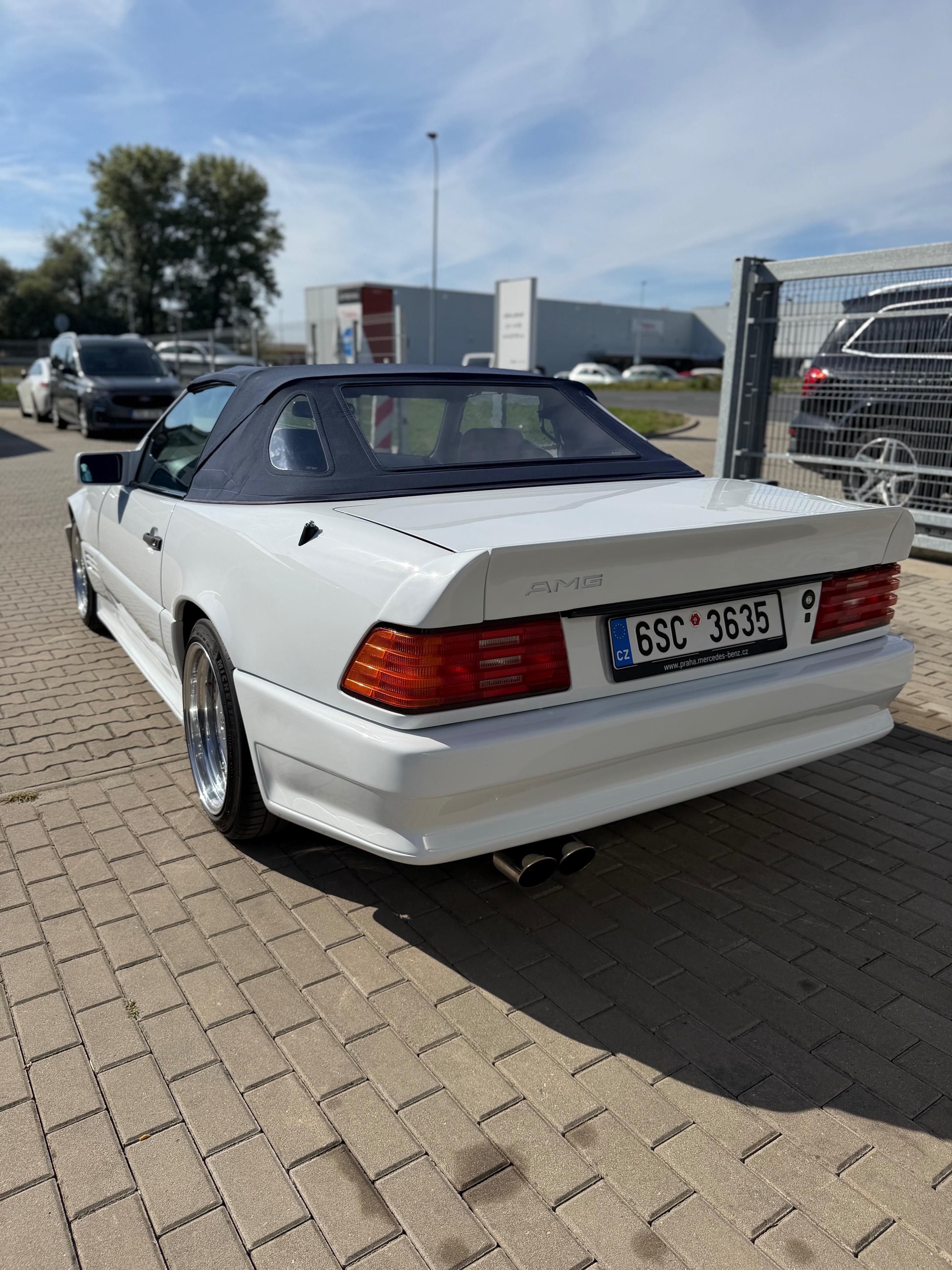 Mercedes-Benz SL, SL 500 AMG Paket - fotka 5