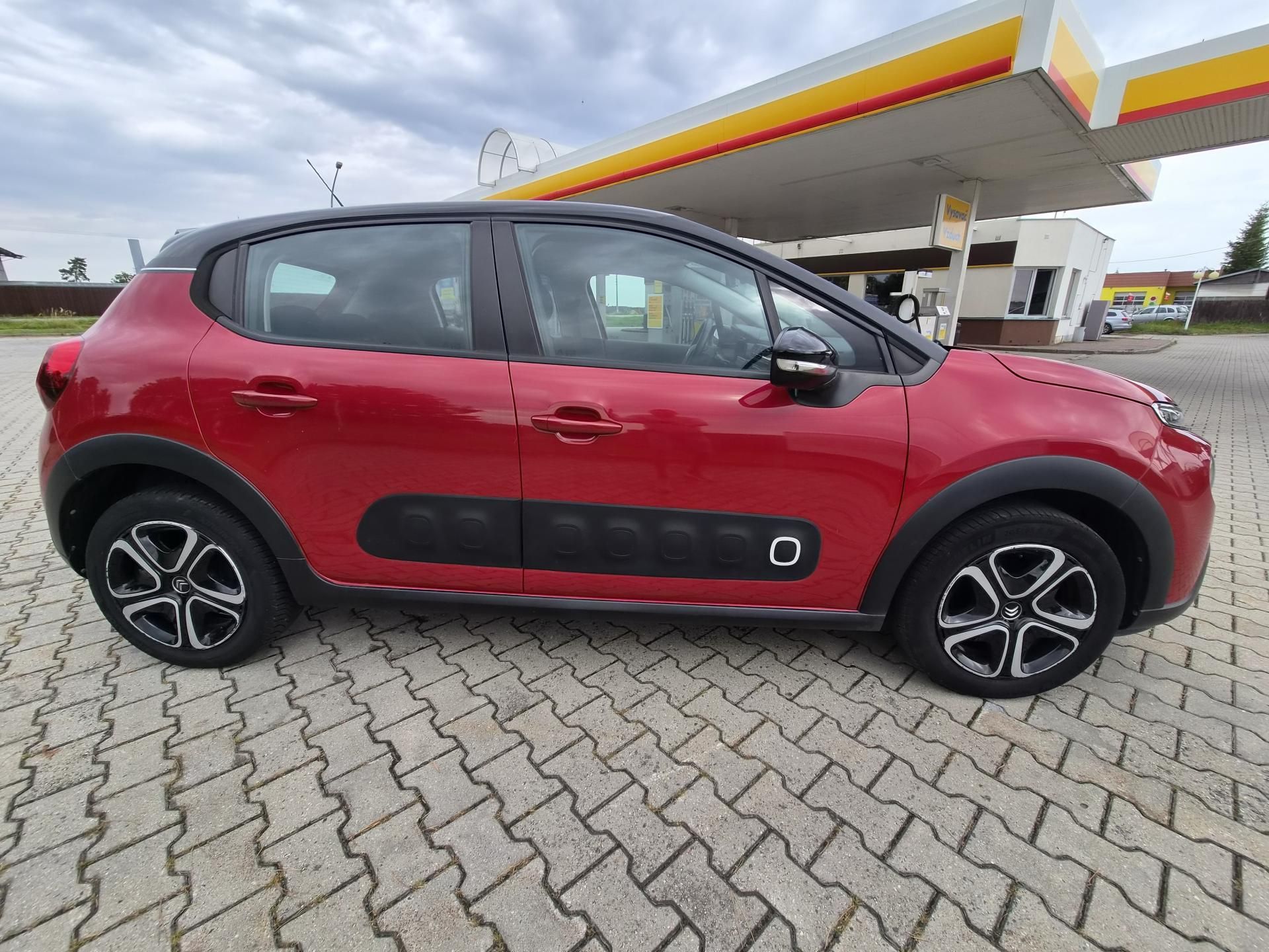 Citroën C3, 1,2 PureTech S&S Shine - fotka 5