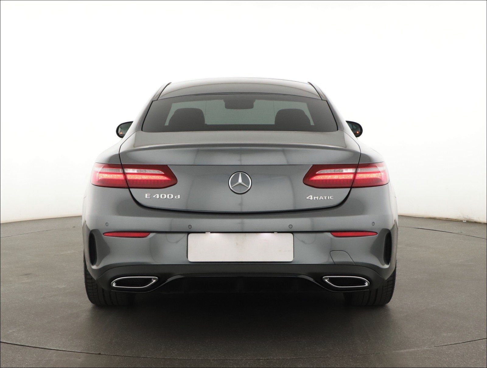 Mercedes-Benz Třídy E, 400 d - fotka 4
