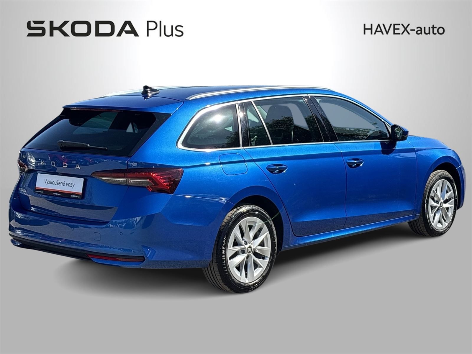 Škoda Octavia, Combi 2.0 TDI DSG Top - fotka 2