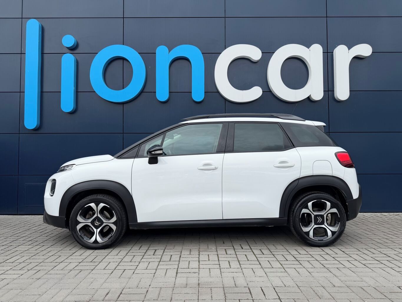 Citroën C3 Aircross, SHINE, 110k, Automat, Navigace - fotka 4