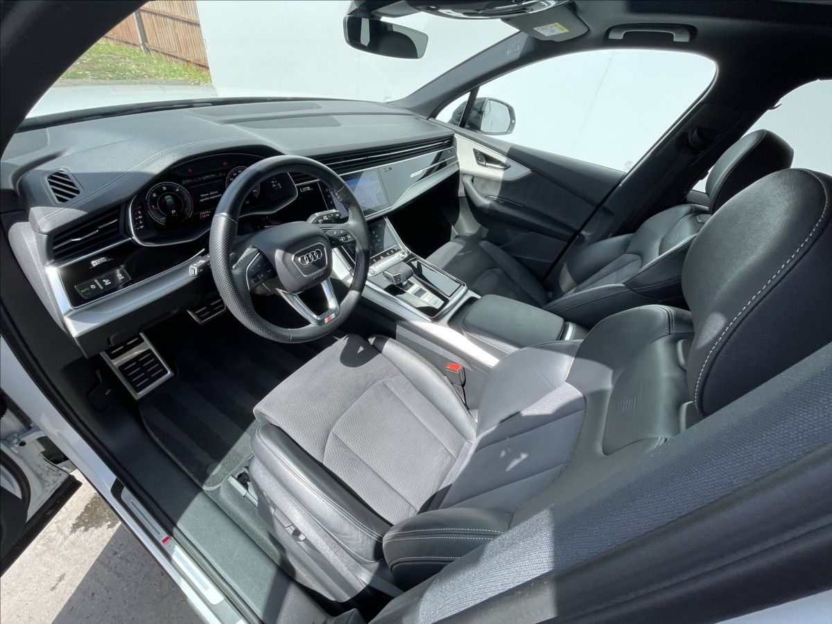 Audi Q7, 3,0 50 TDI quattro S line TZ - fotka 5