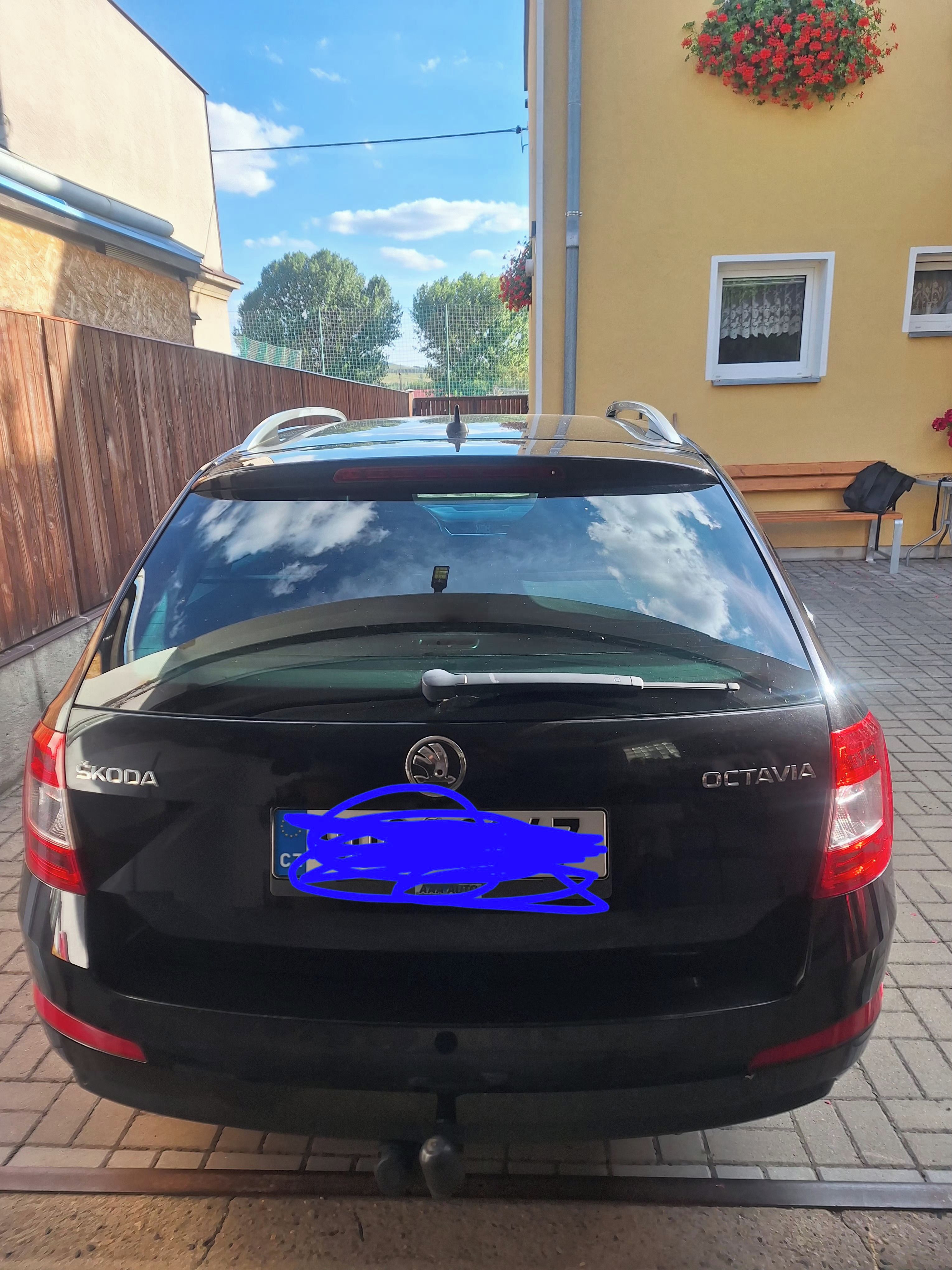 Škoda Octavia, 2.0 - fotka 3