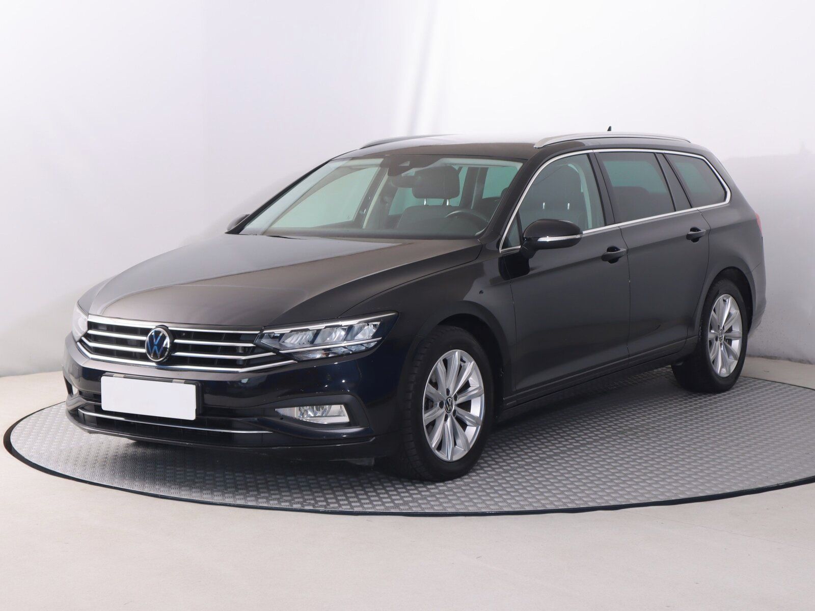 Volkswagen Passat, 2.0 TDI, Automat, Serv.kniha - fotka 2