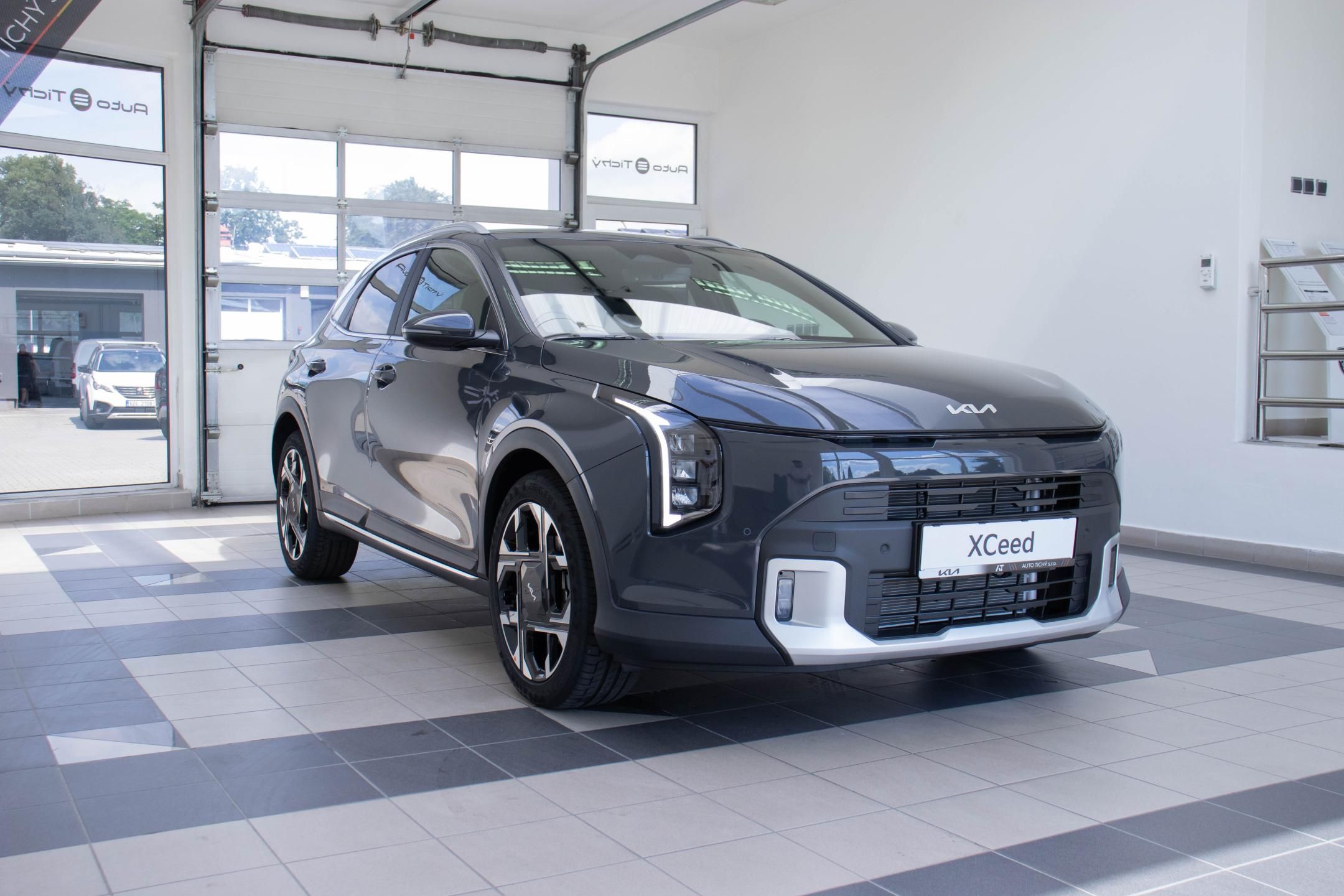 Kia XCee´d, 1.6 T-GDI GPF 7DCT TOP - fotka 3