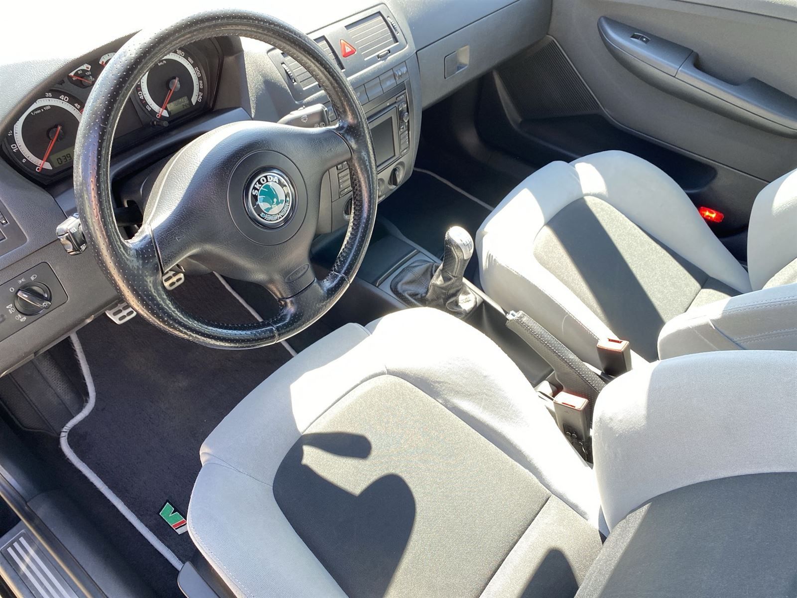 Škoda Fabia, 1.9 TDI RS - fotka 6
