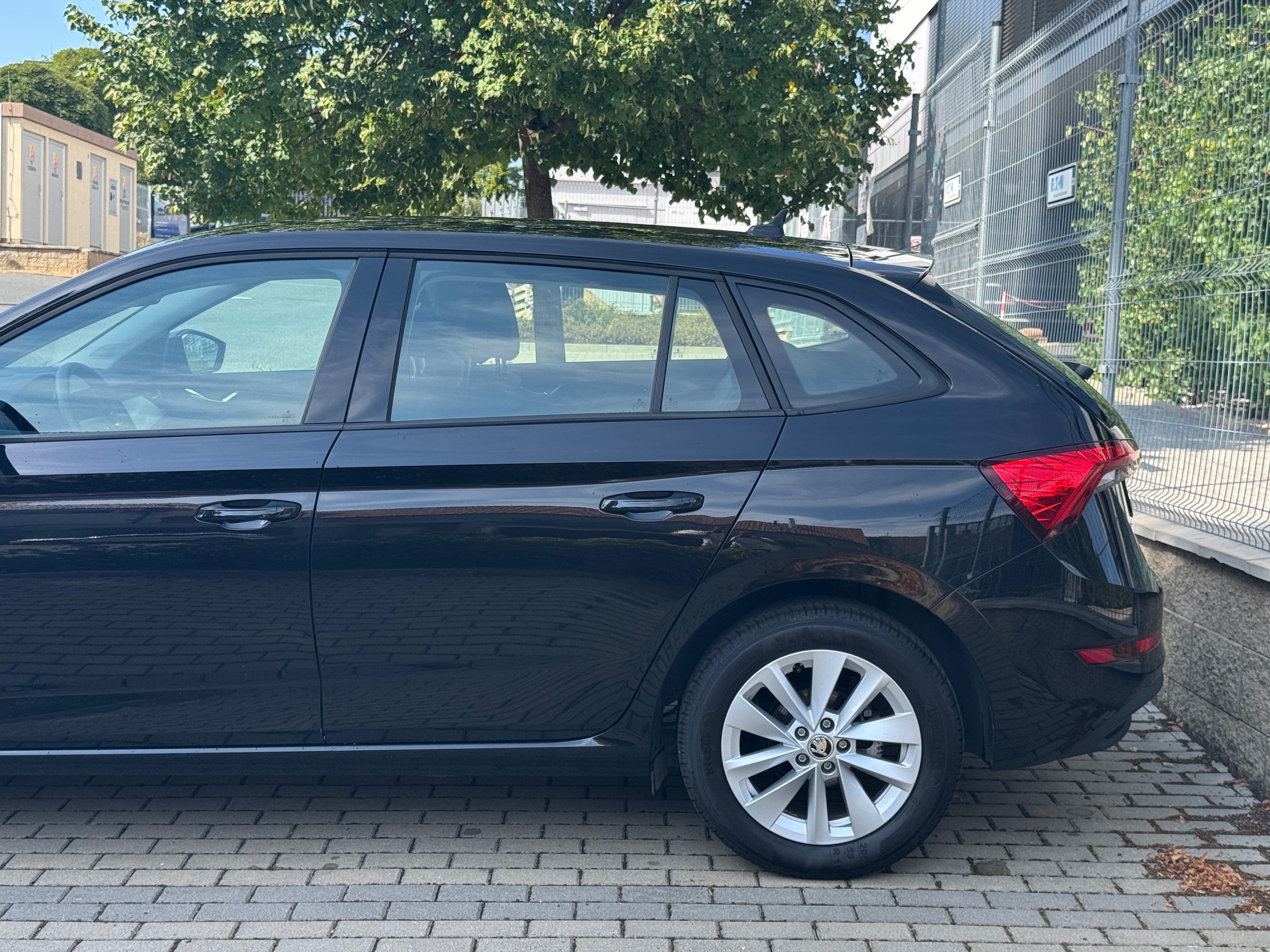 Škoda Scala, 1,0 Tsi 81kW, DSG,perfektní - fotka 6