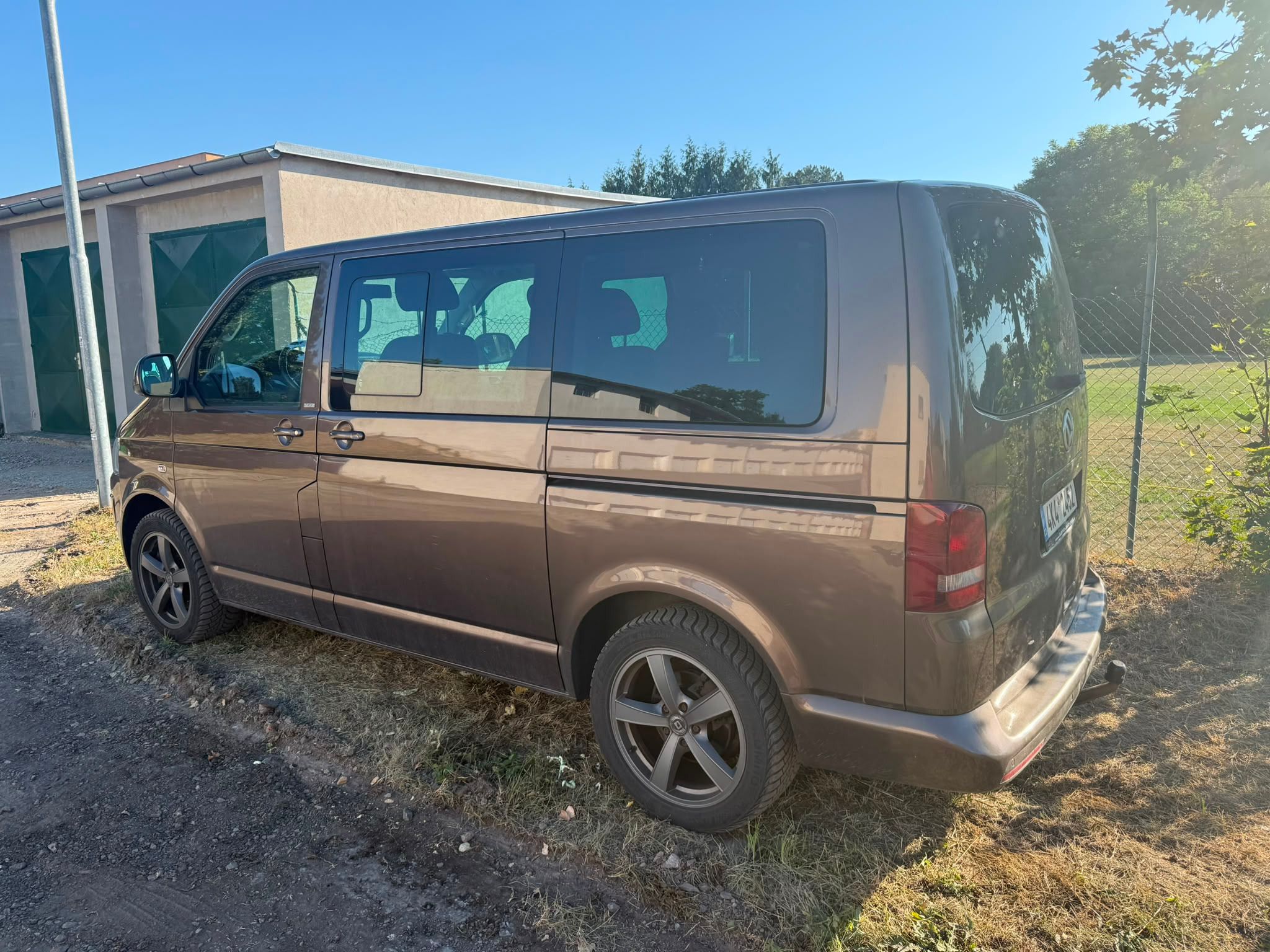Volkswagen Multivan, Volkswagen Multivan T5 2.0 - fotka 2