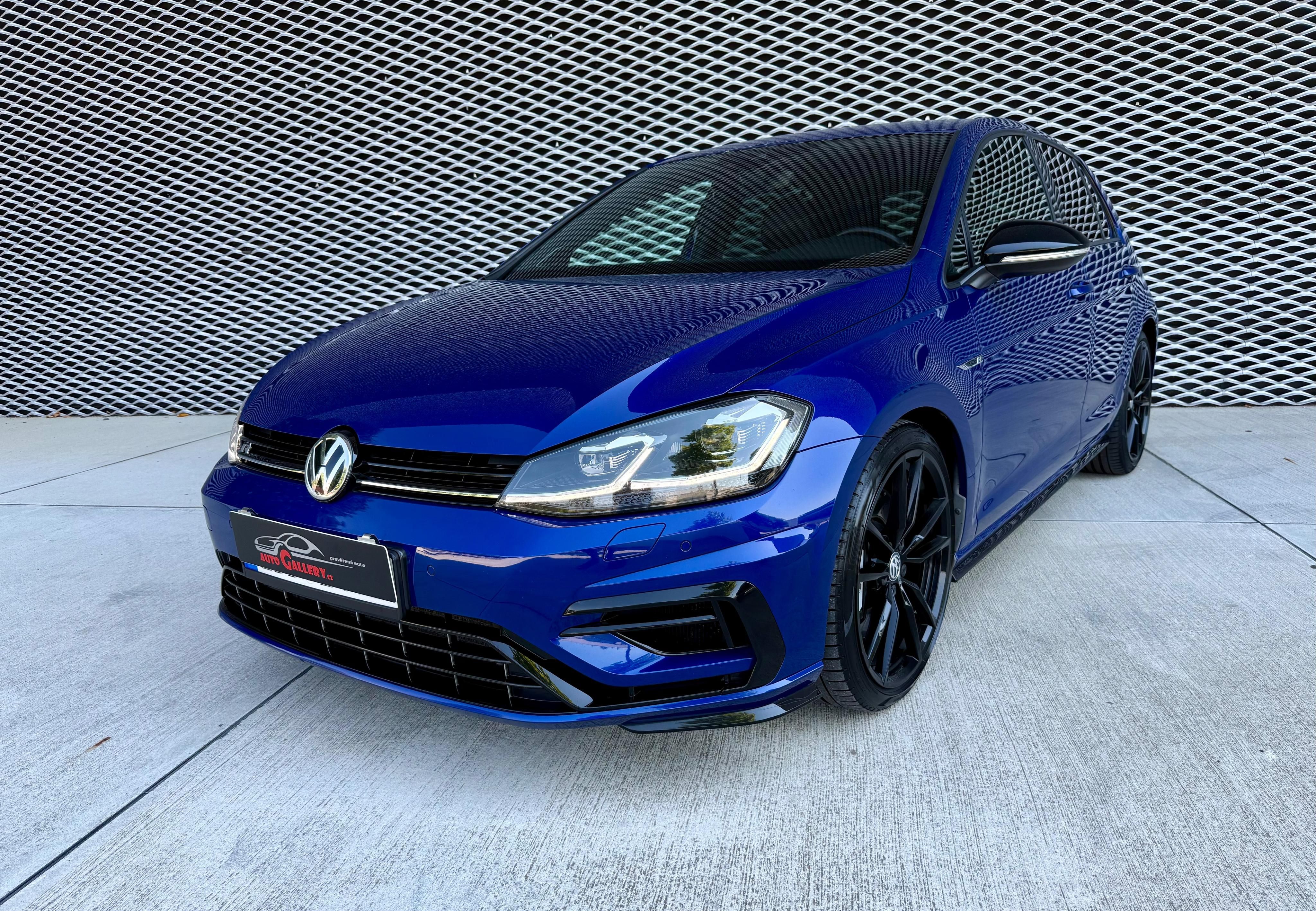 Volkswagen Golf, R 2.0 TSi DSG 228 kW - fotka 3