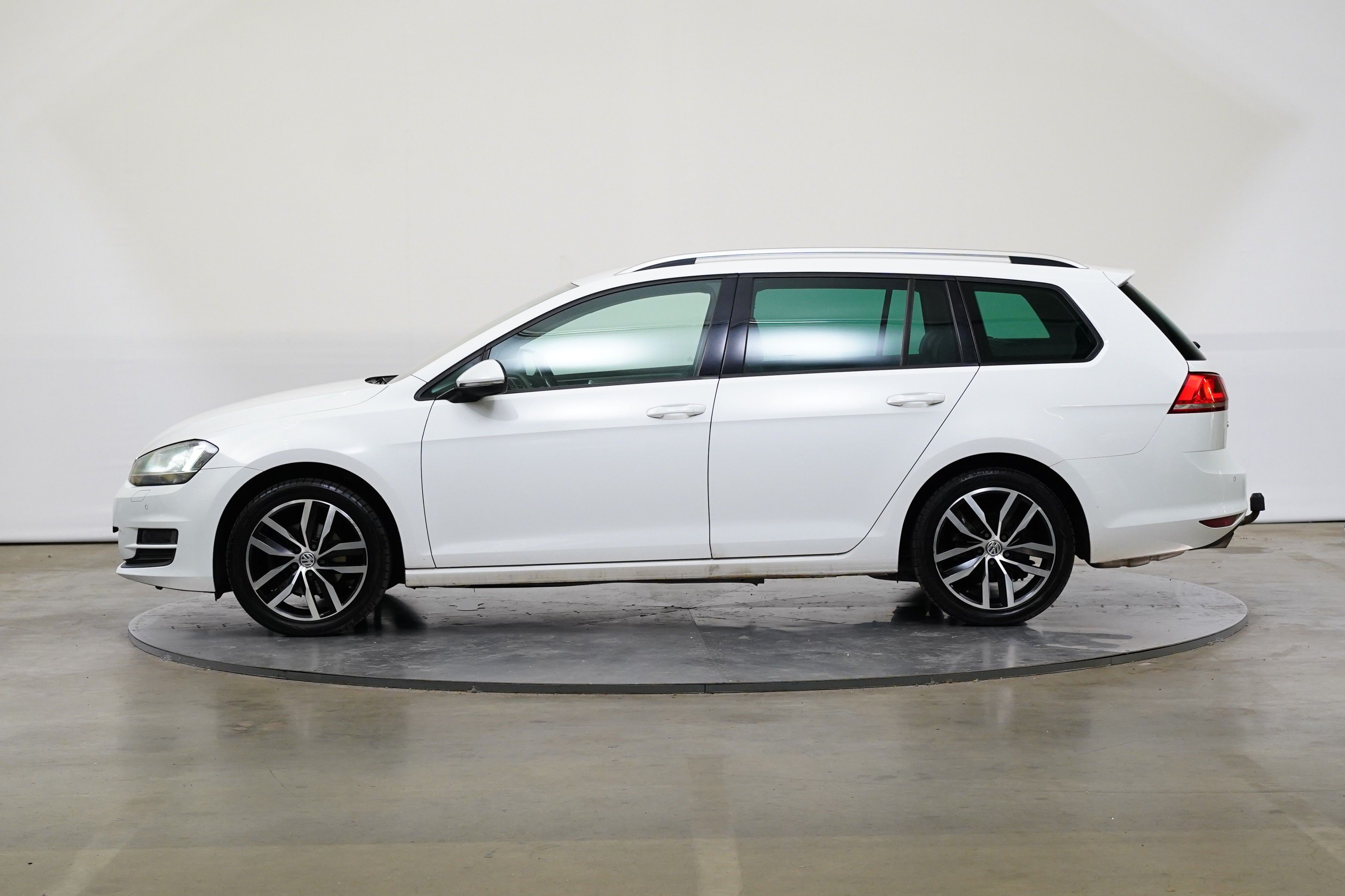 Volkswagen Golf, 1.4 TSI 92 kW Comfort Edition - fotka 3