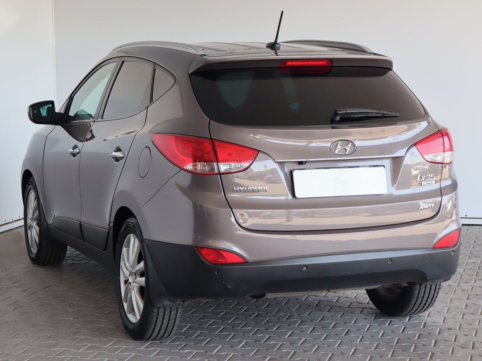 Hyundai ix35, 2.0 CRDi, 4X4, Automat - fotka 4