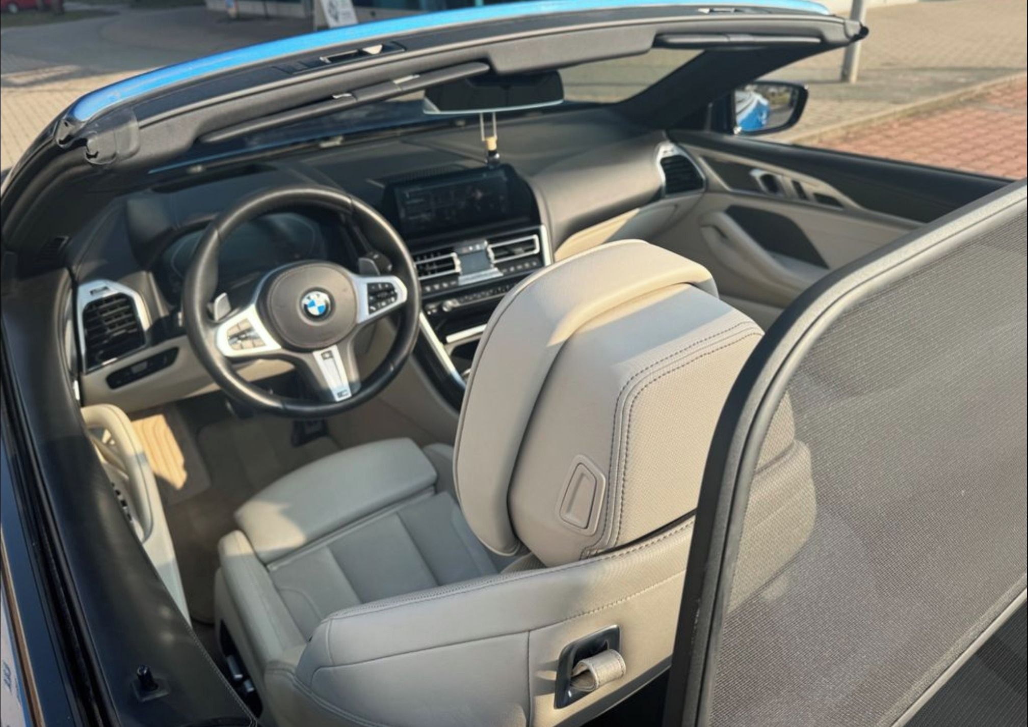 BMW Řada 8 - fotka 6
