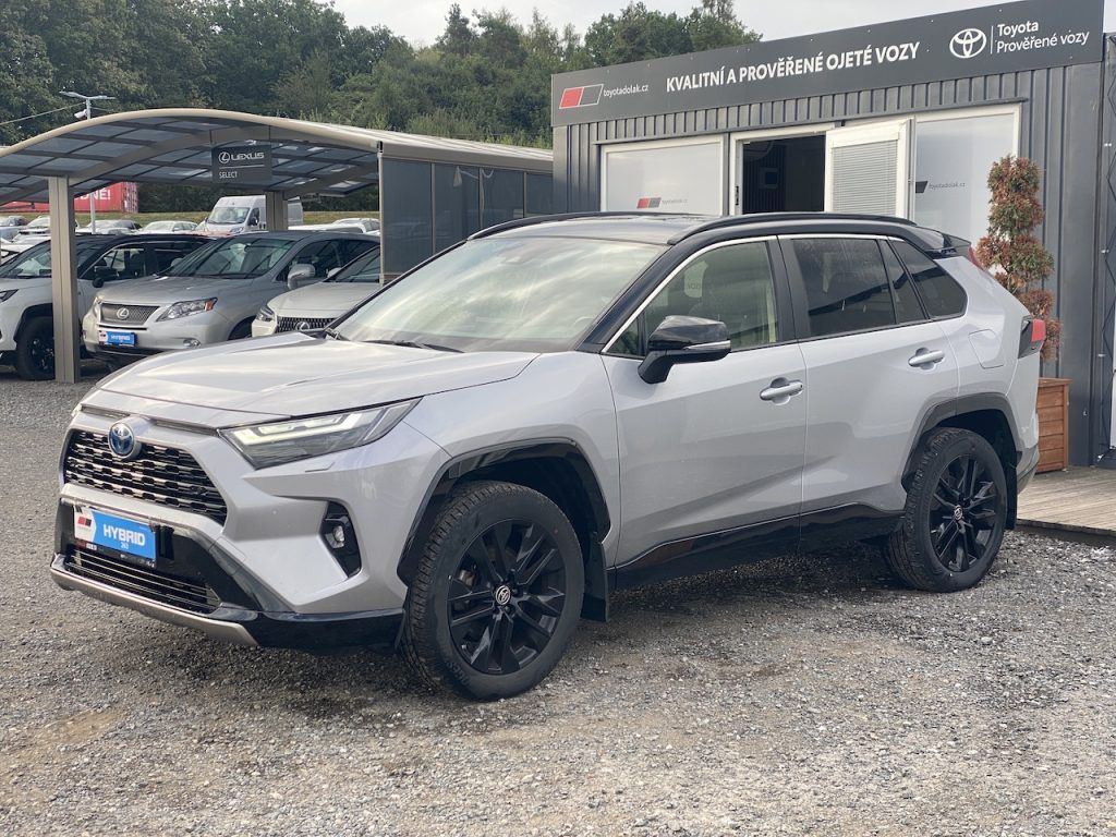 Toyota Rav4, 2.5HSD, ČR, Selection, 4x4 - fotka 4