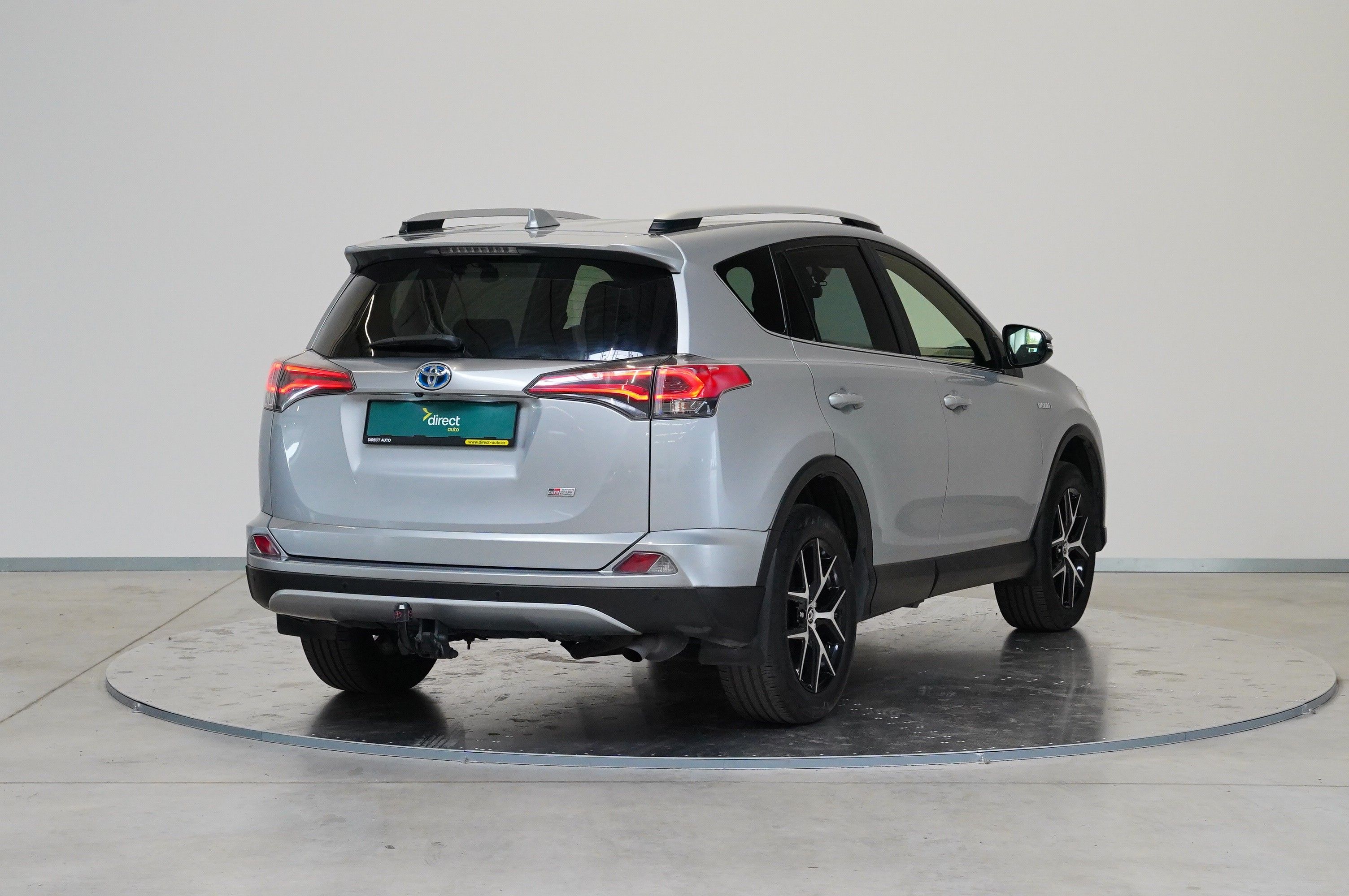 Toyota Rav4, 2.5 Hybrid 114 kW 4WD GR - fotka 2