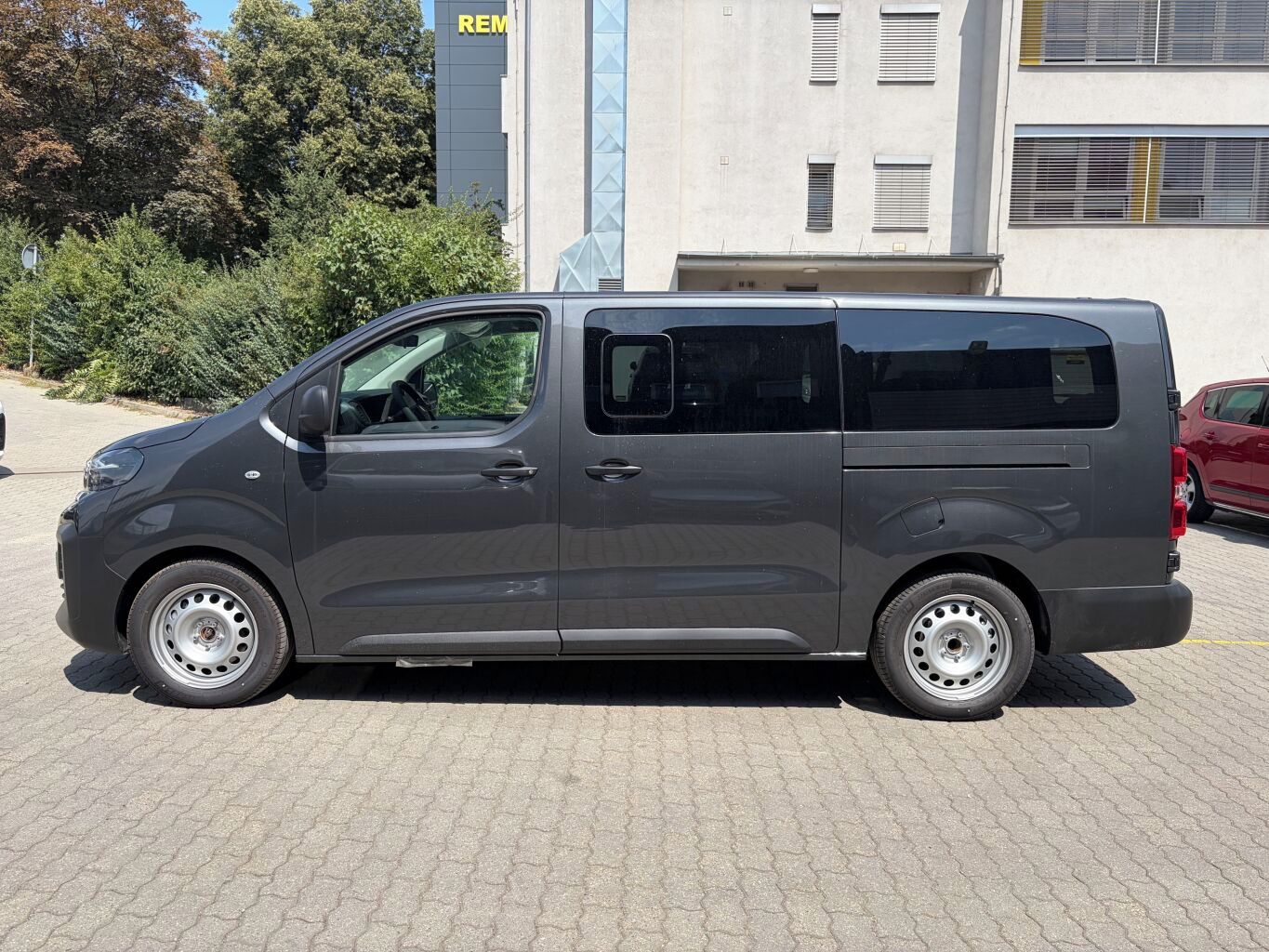 Peugeot Traveller, Expert Combi L3 2.2 BlueHDi 15 - fotka 4