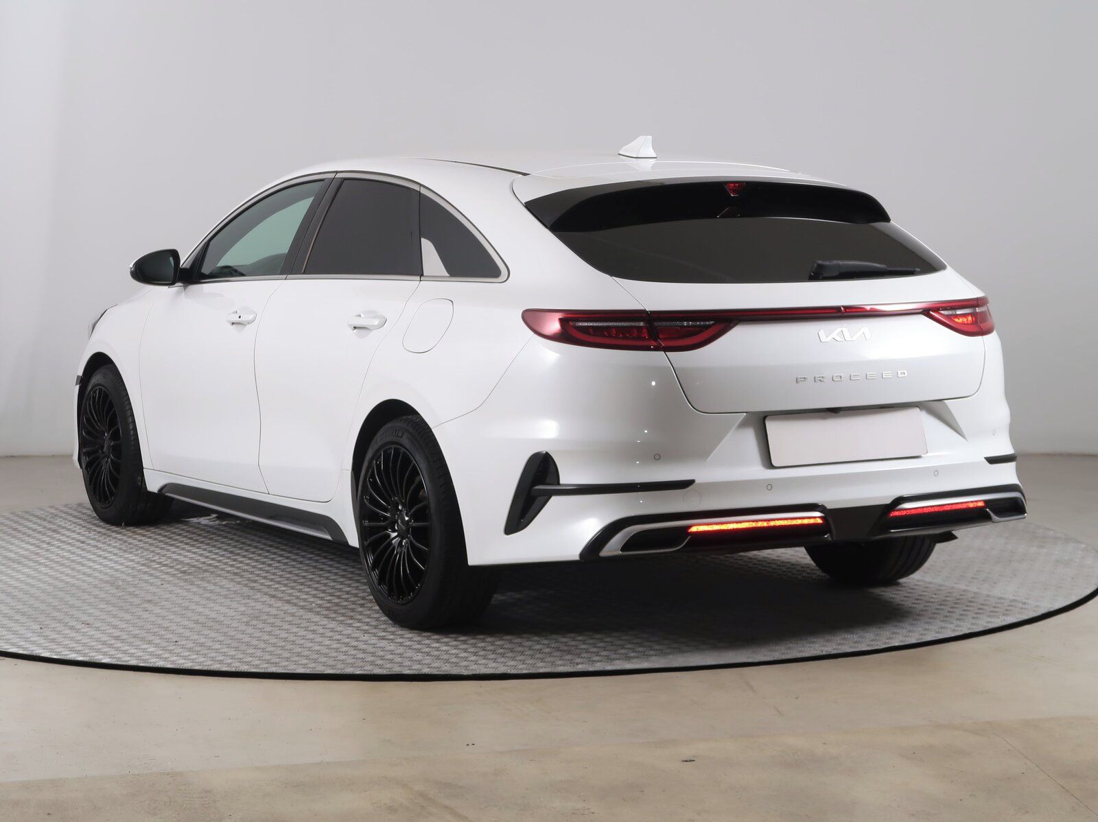 Kia ProCeed, 1.5 T-GDI, Automat, Serv.kniha - fotka 4