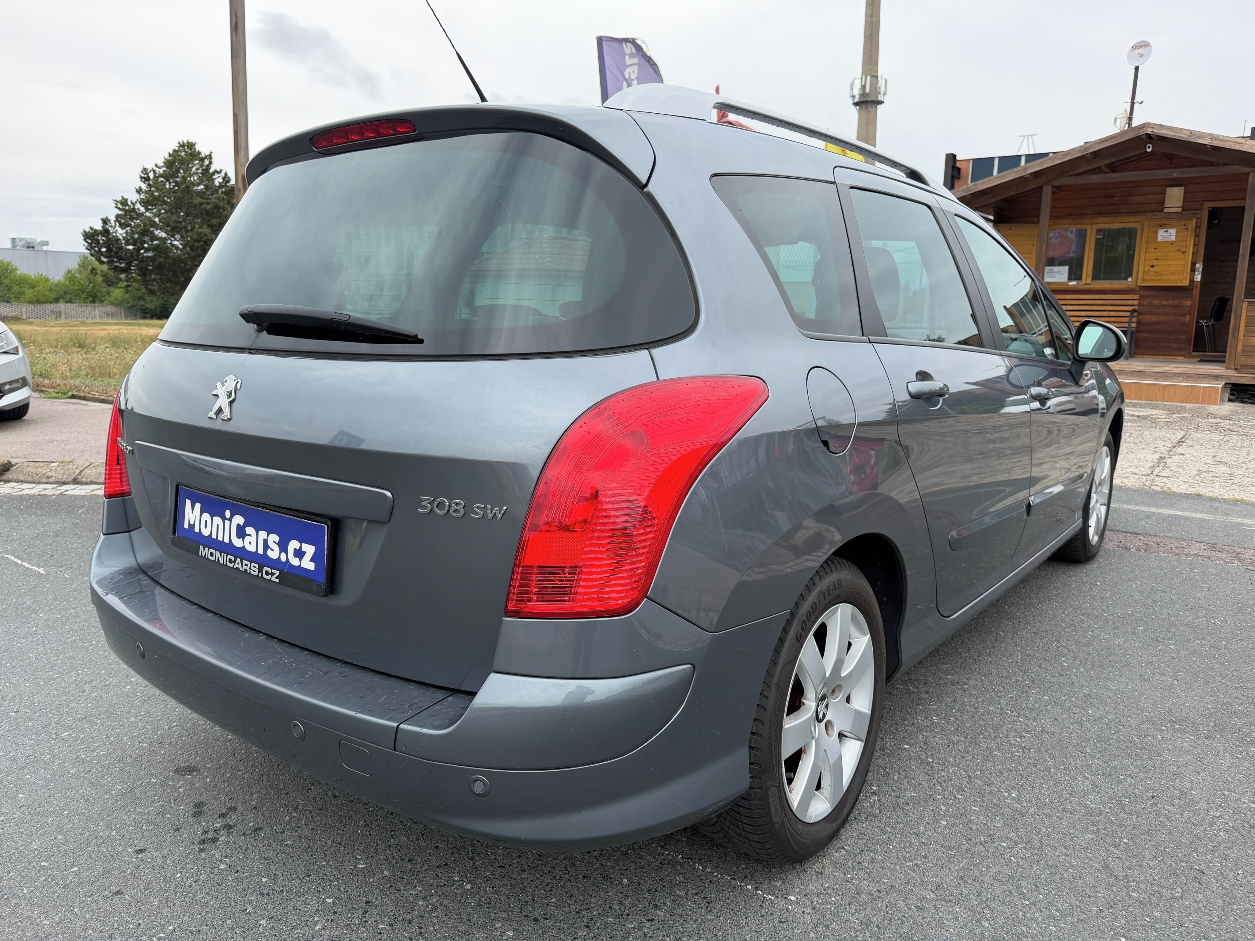 Peugeot 308, 1.6 i 16V 88kW PANORAMA - fotka 5