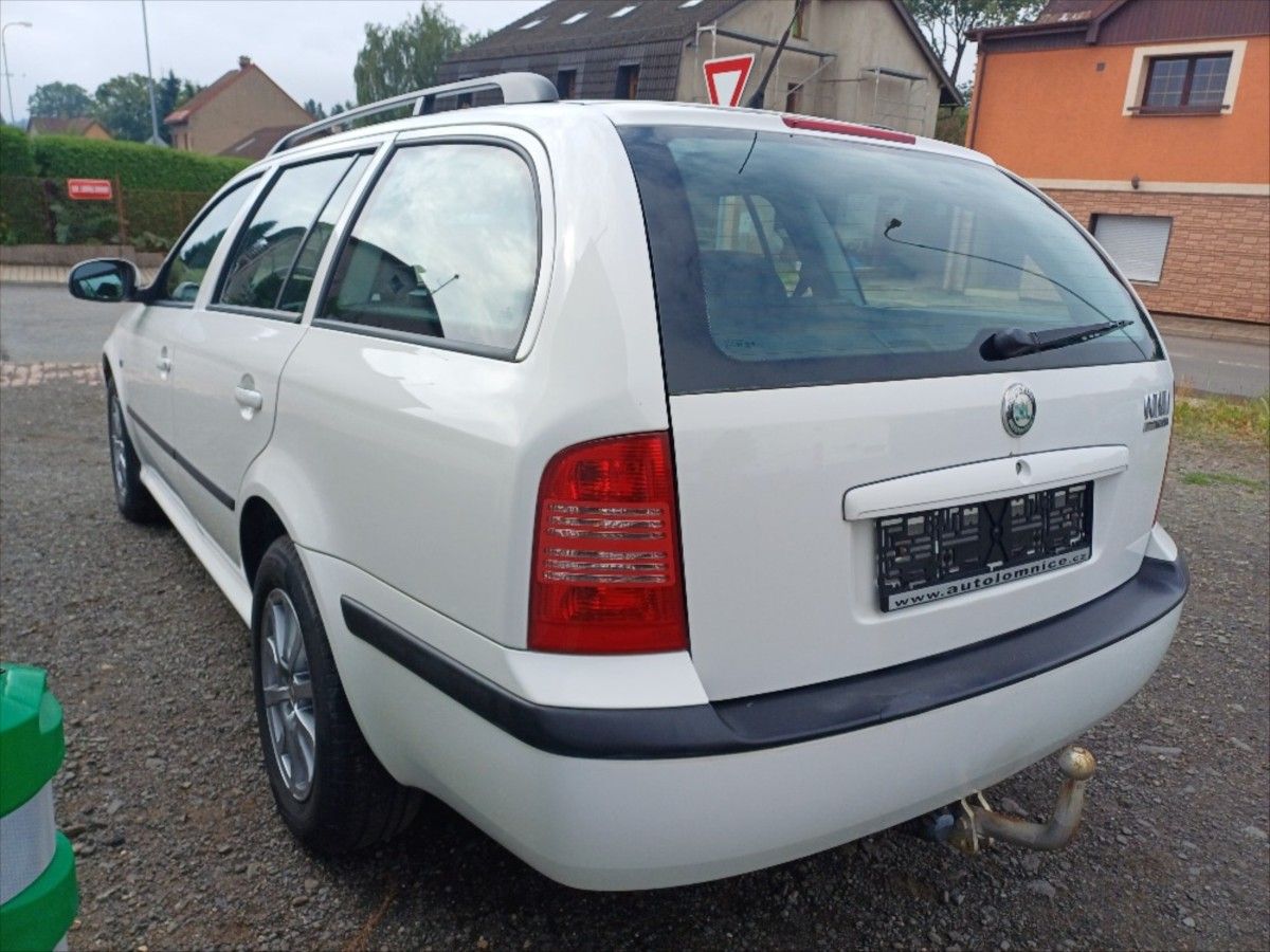 Škoda Octavia, 1,9 kombi TDI Tour - fotka 6
