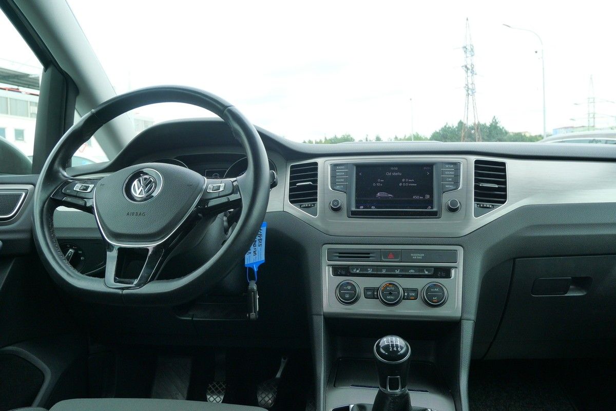 Volkswagen Golf Sportsvan, 1.4 TSI 92 kW Comfort Edition - fotka 6