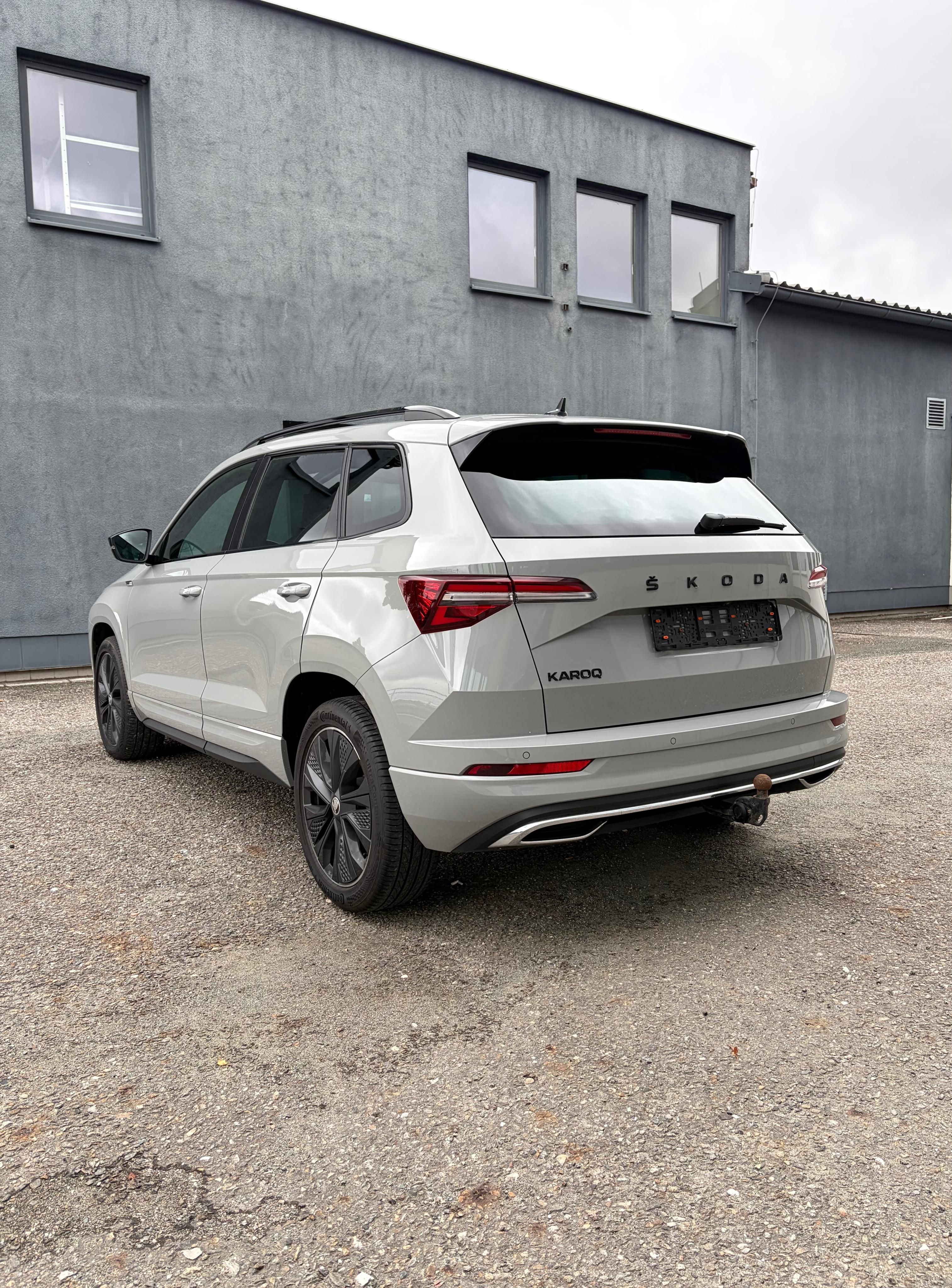 Škoda Karoq, 1.5TSI 110kw SPORTLINE WEBASTO - fotka 5