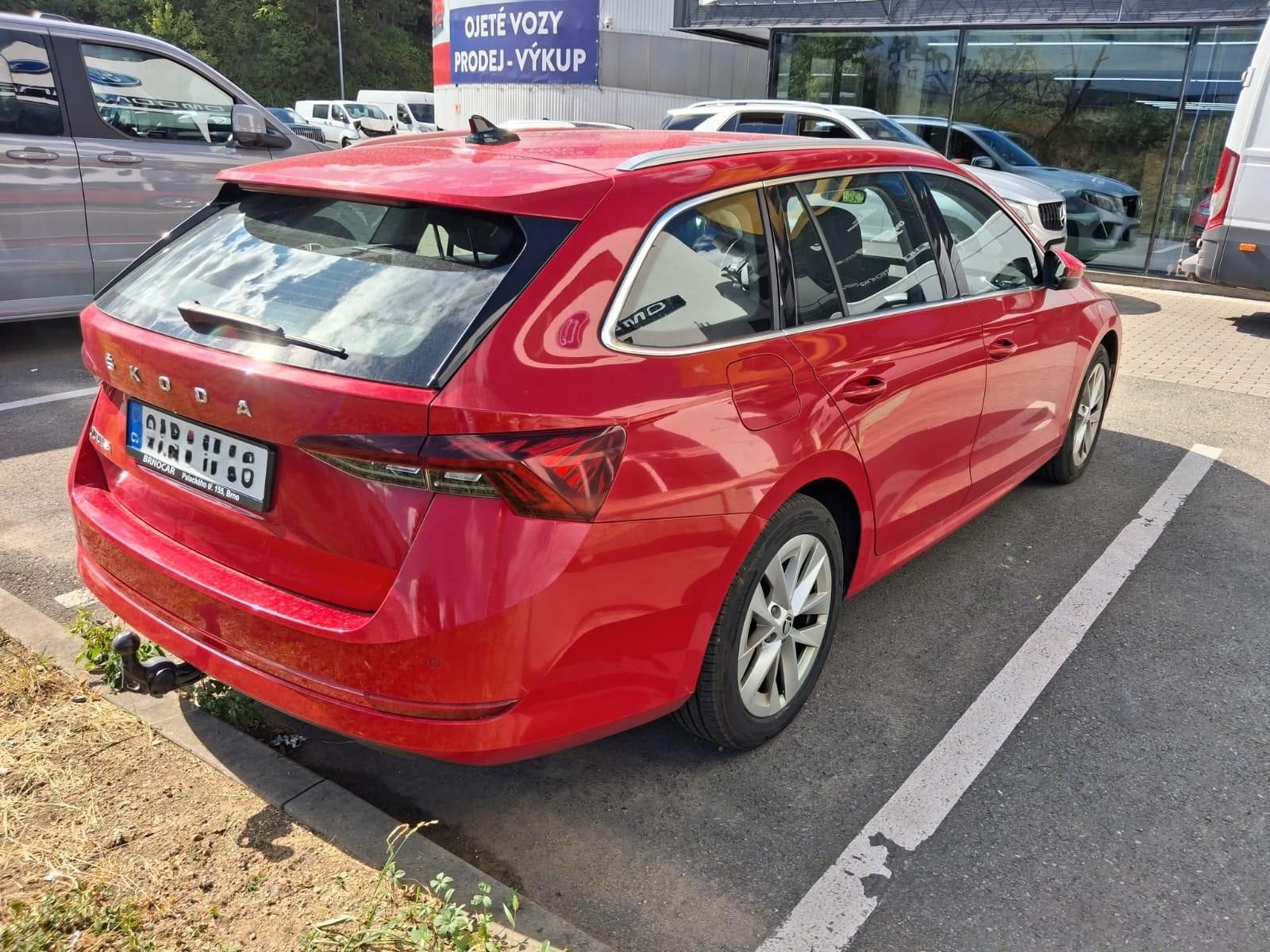 Škoda Octavia, 2.0TDI 110kW DSG Style, ČR - fotka 4