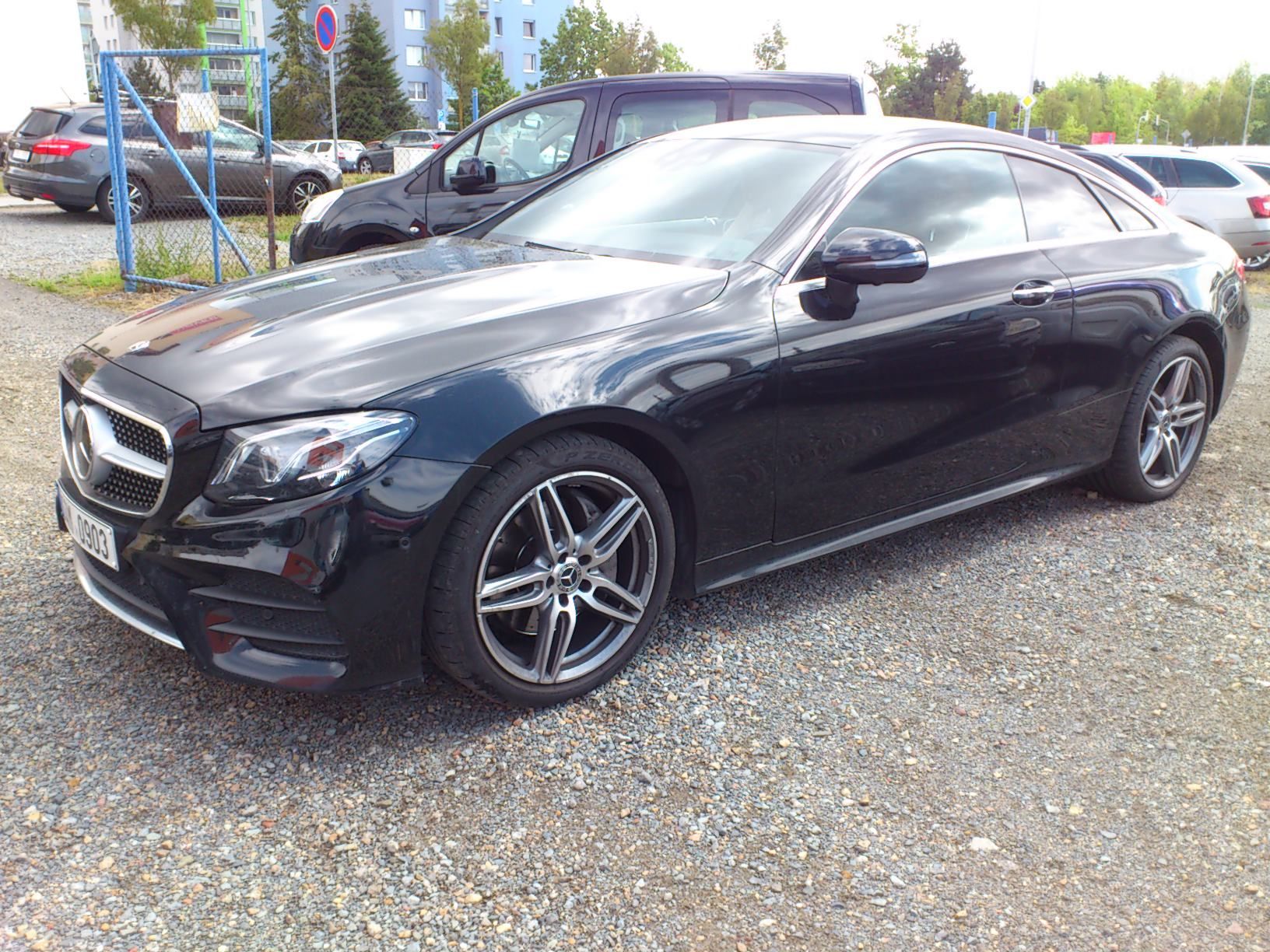 Mercedes-Benz Třídy E, E 220 4-matic 143 Kw - fotka 4
