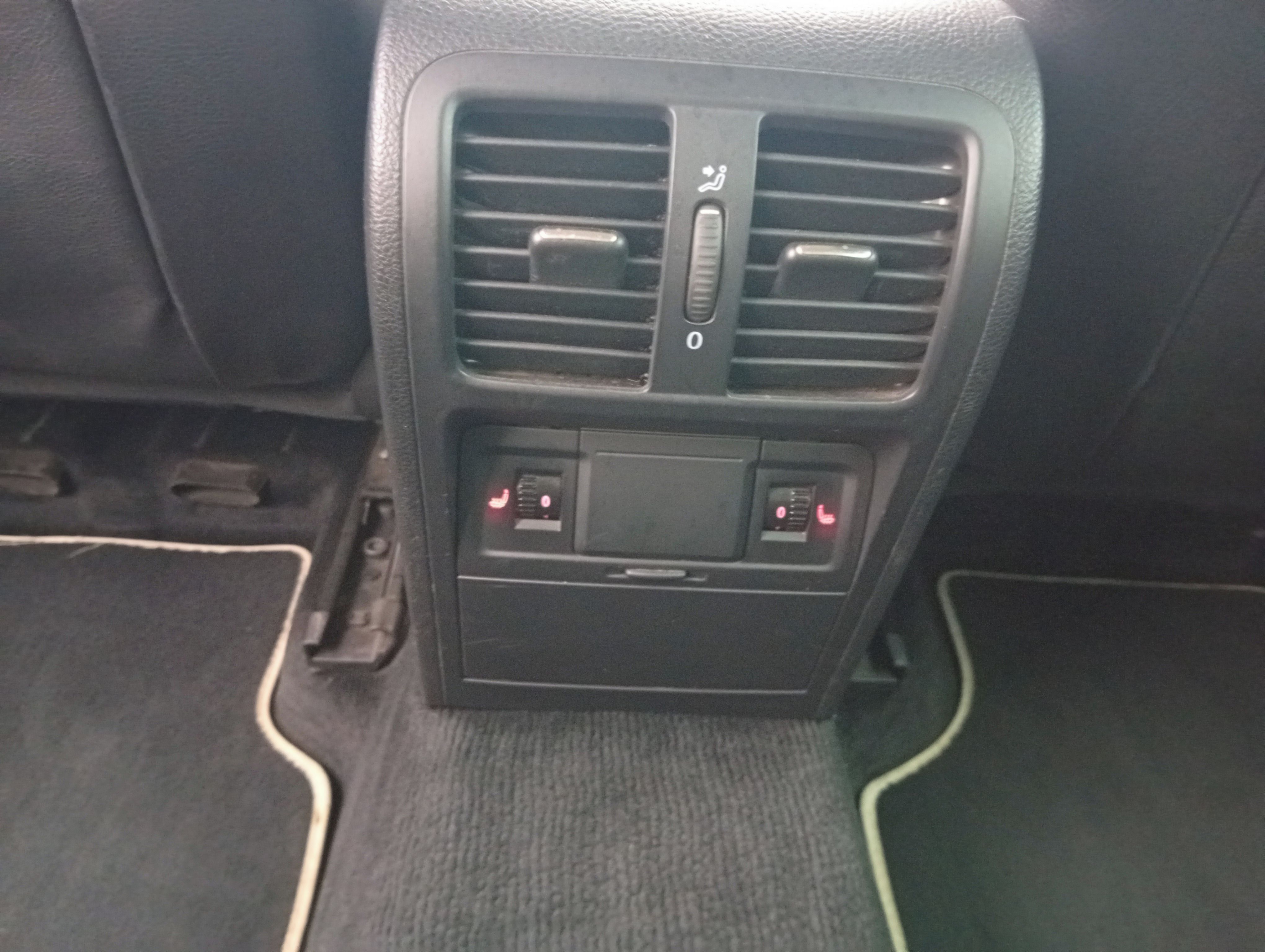 Volkswagen Passat Variant, Volkswagen Passat 125 kw - fotka 4