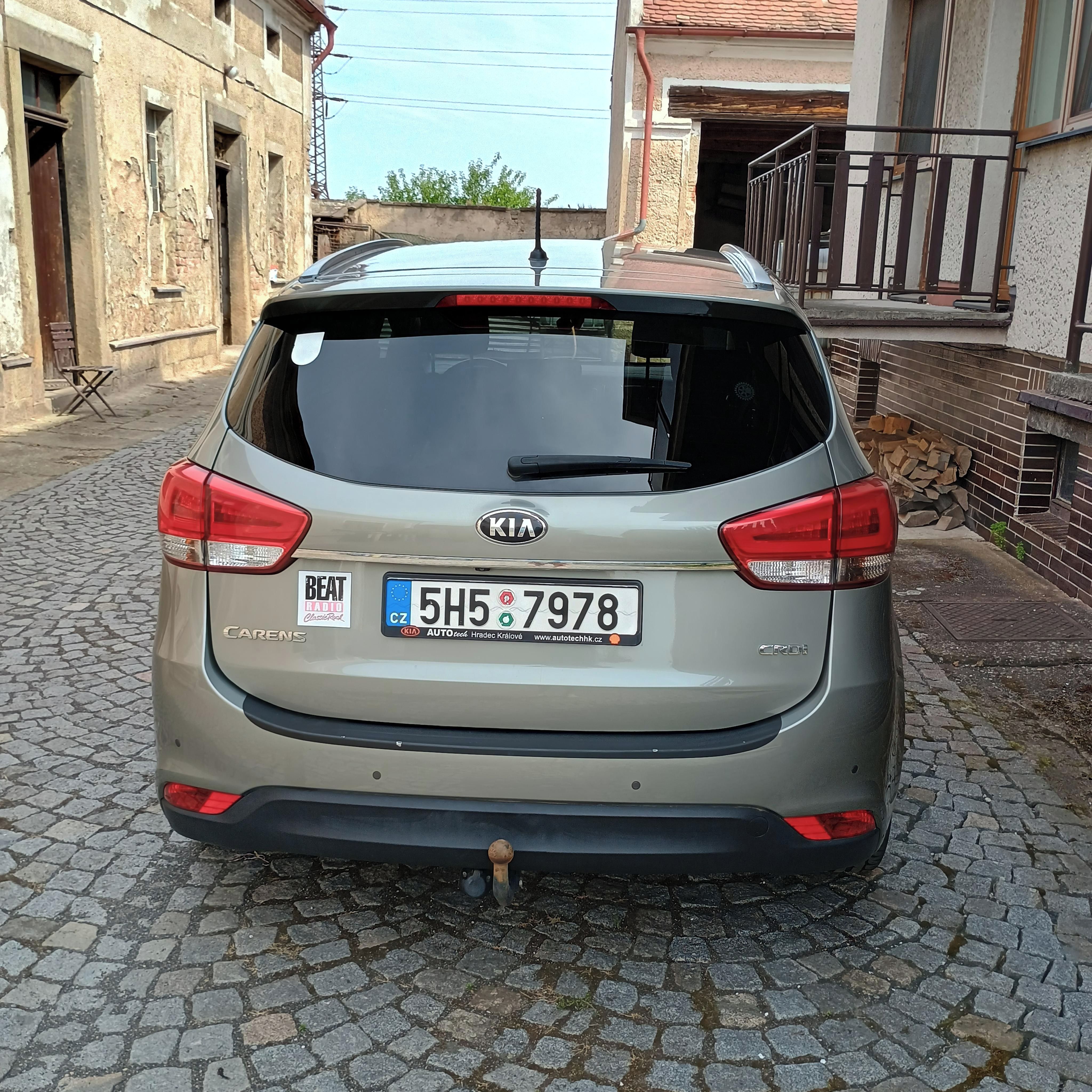 Kia Carens, Kia Carens 1.7 CRDi 100 kW - fotka 3