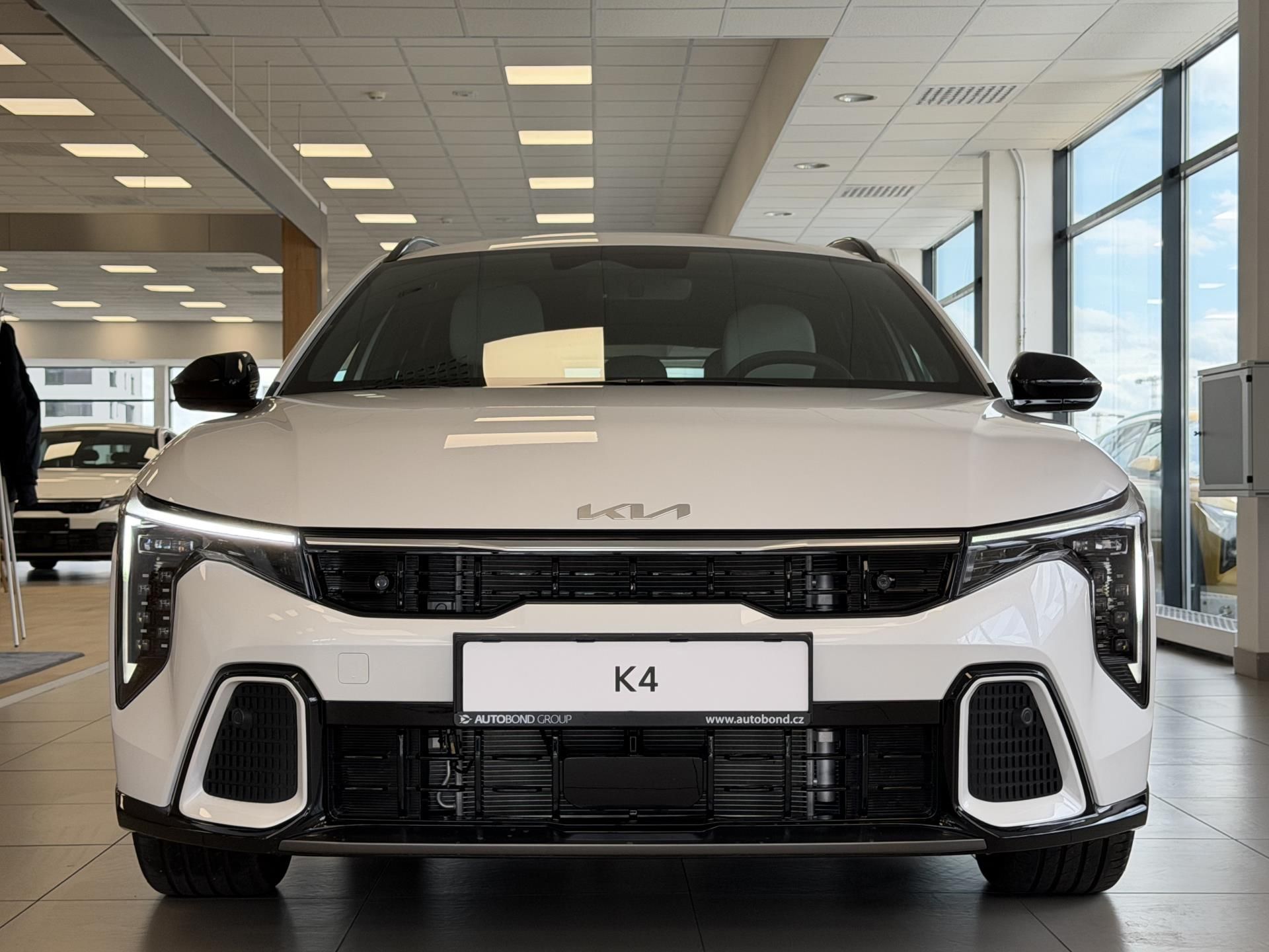 Kia K4, 1,6 T-GDi GPF 7DCT GT-LINE 132 - fotka 3