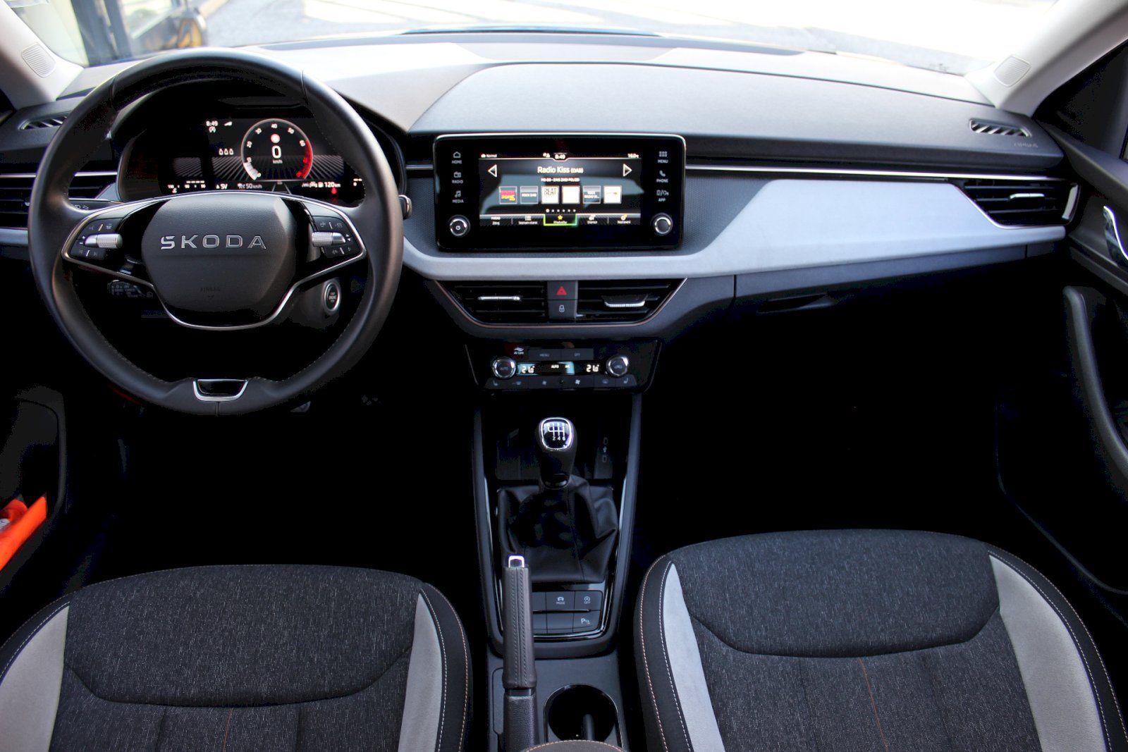 Škoda Scala, Top Selection 1.5TSI 110kW - fotka 5