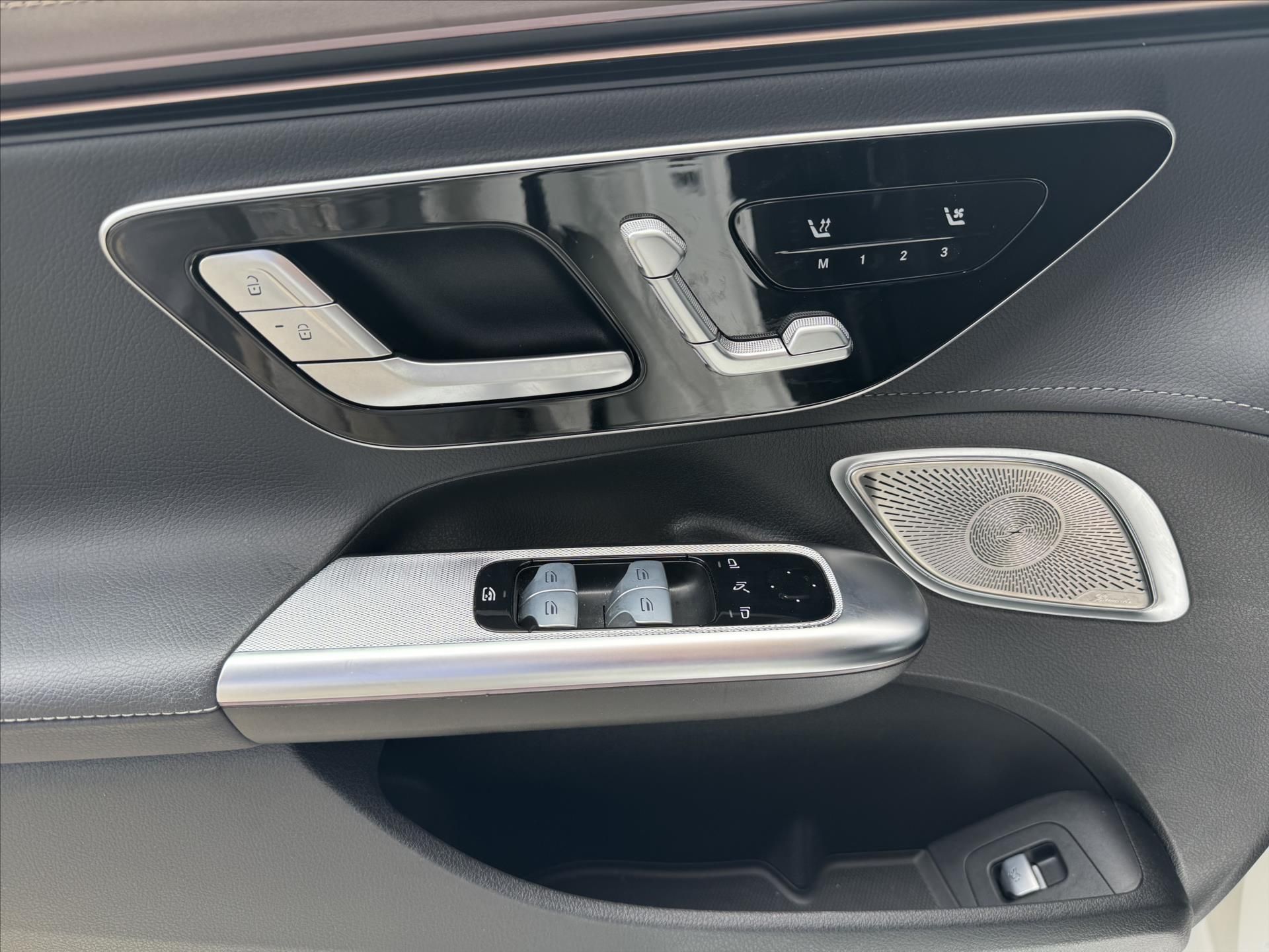 Mercedes-Benz EQE, EQE 53 AMG 4M - fotka 5