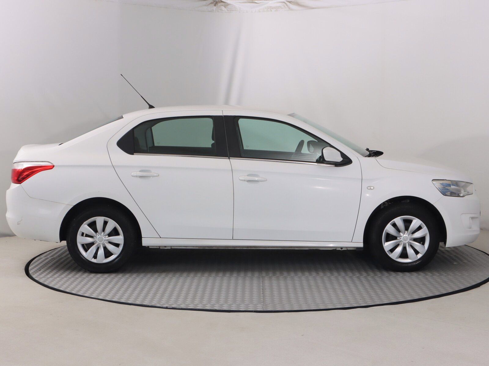Citroën C-Elysée, 1.2 PureTech, Serv.kniha - fotka 6