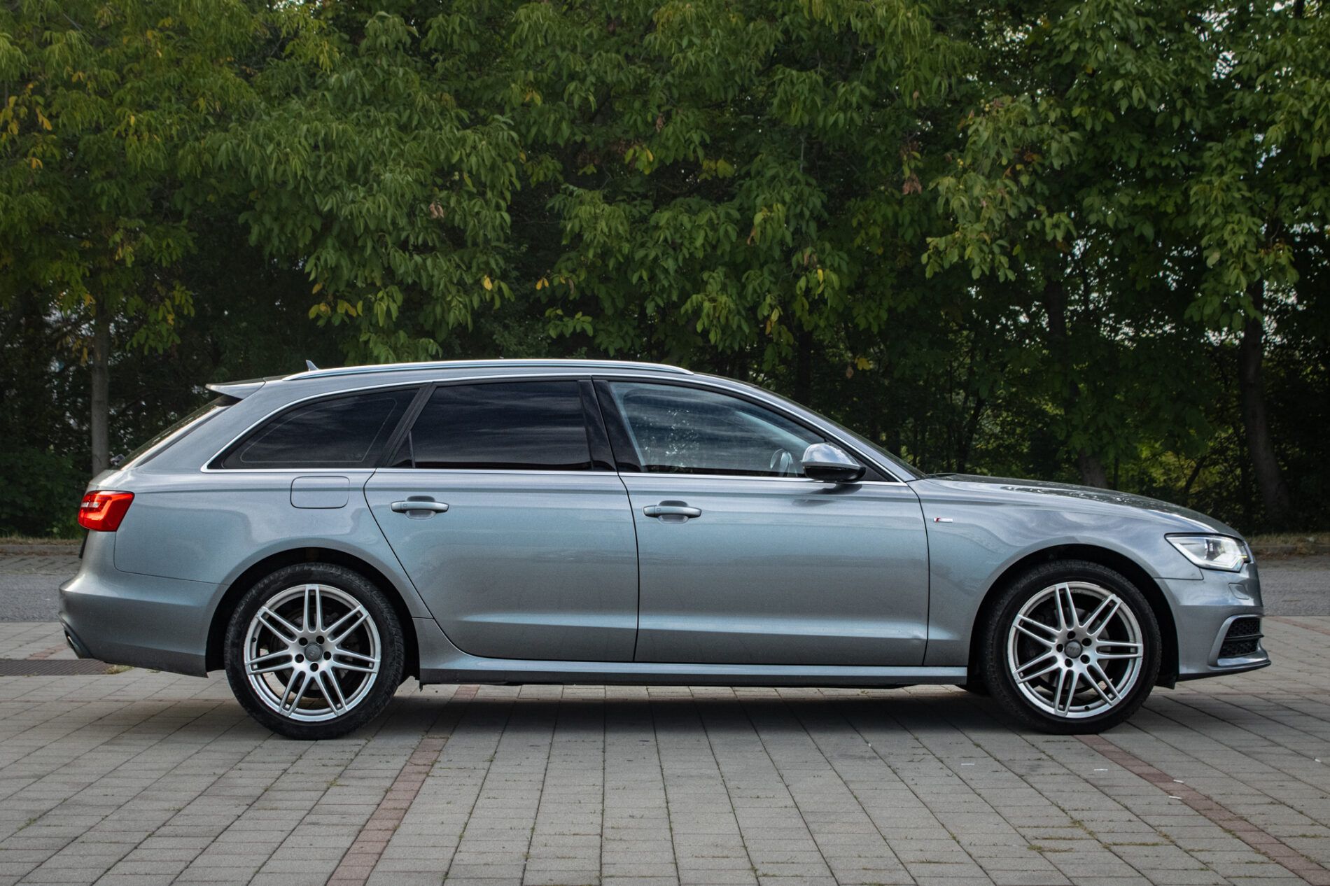 Audi A6 Avant - fotka 4