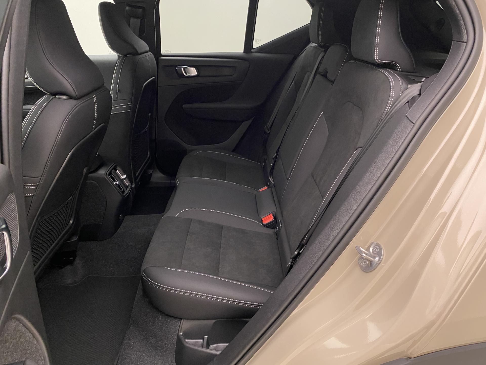 Volvo EX40, TWIN MOTOR AWD ULTRA - fotka 6