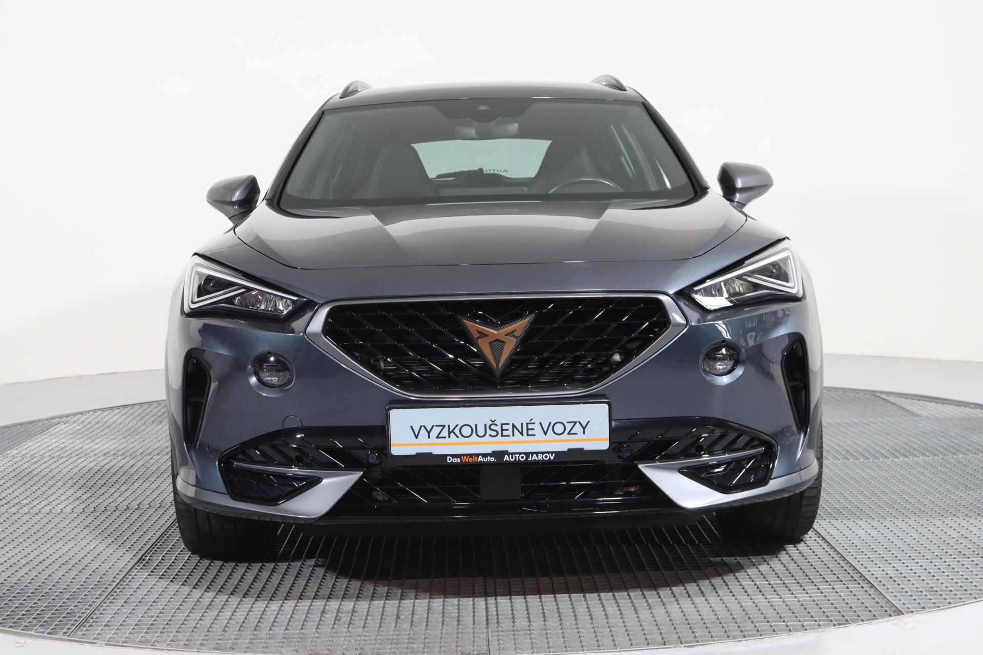Cupra Formentor, VZ 2,0 TSI DSG 180 KW - fotka 4