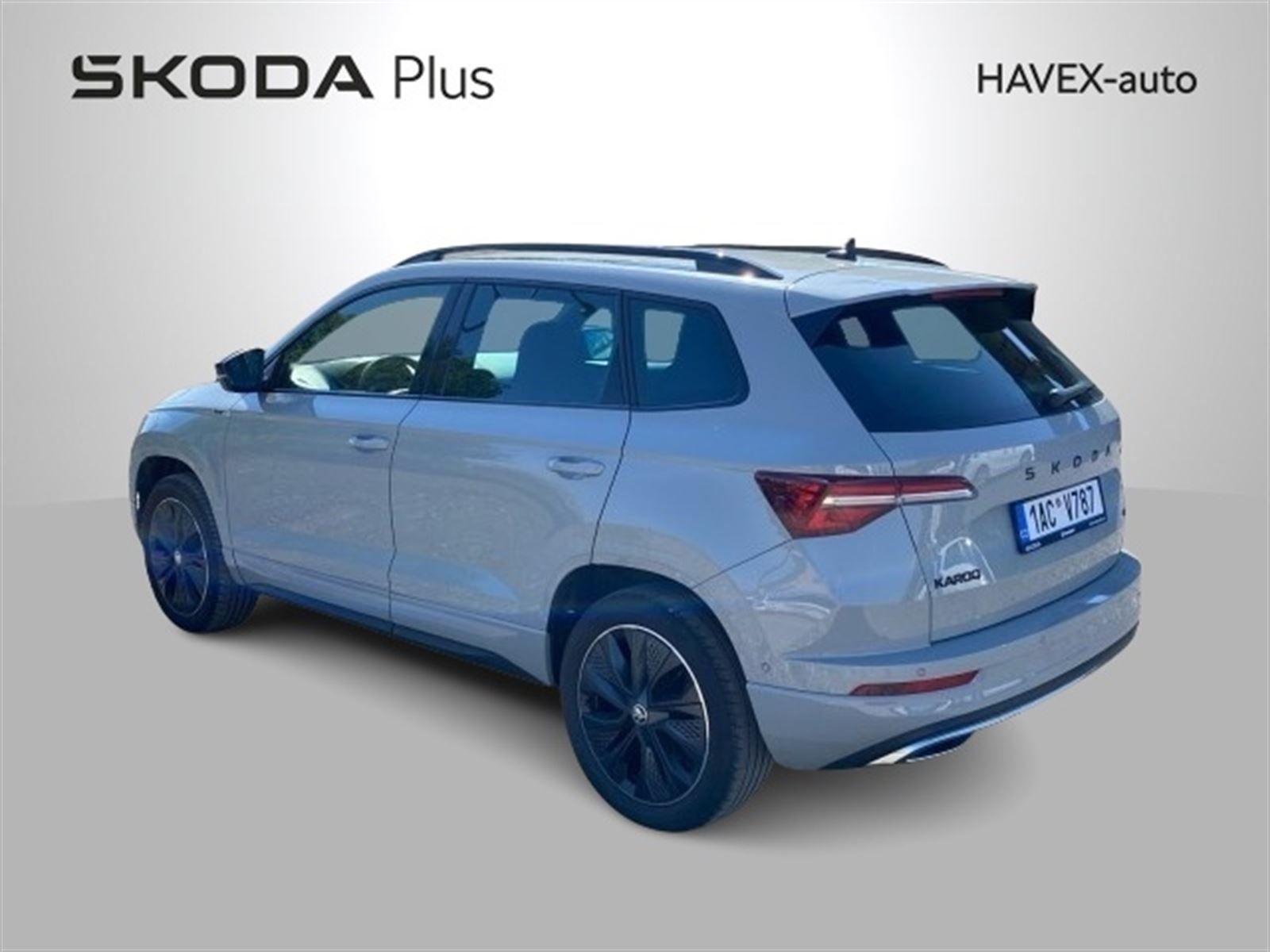 Škoda Karoq, 2.0 TDI 4x4 DSG Sportline - fotka 2