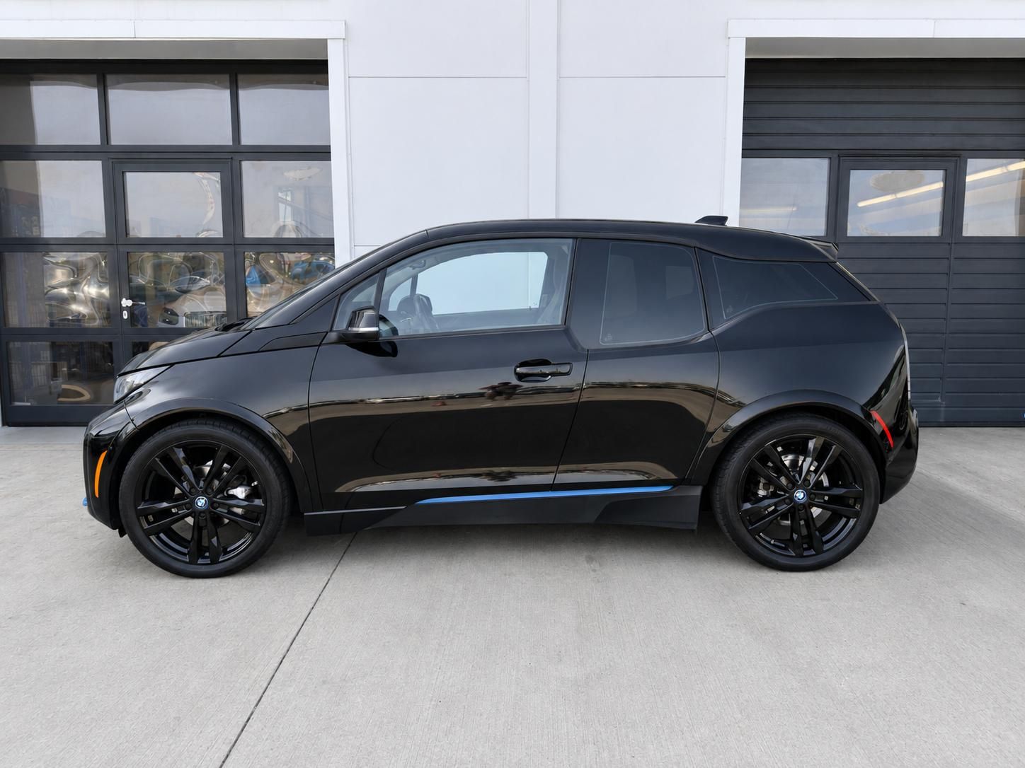 BMW i3, s 120Ah 135kw - fotka 3