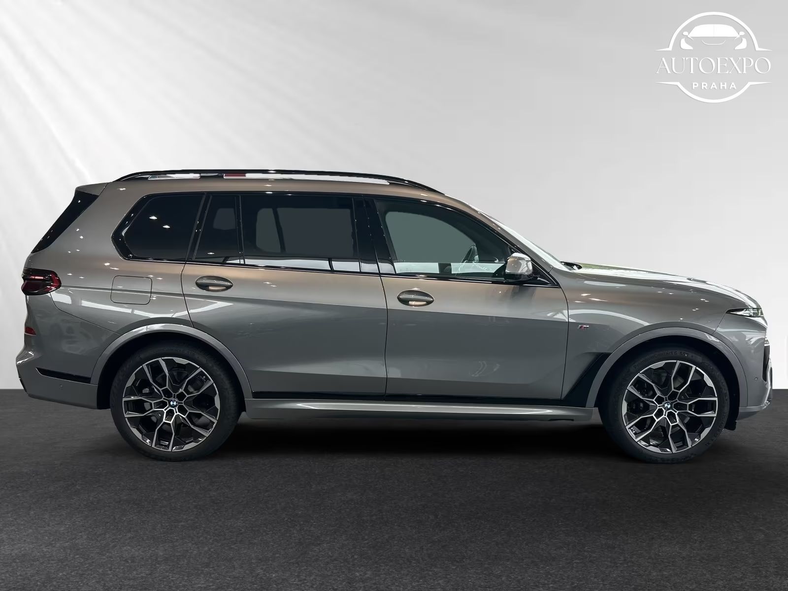BMW X7, xDrive40d M Sport* - fotka 2