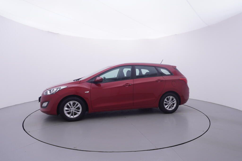 Hyundai i30, Trikolor 1.6 GDi 88 kW - fotka 2